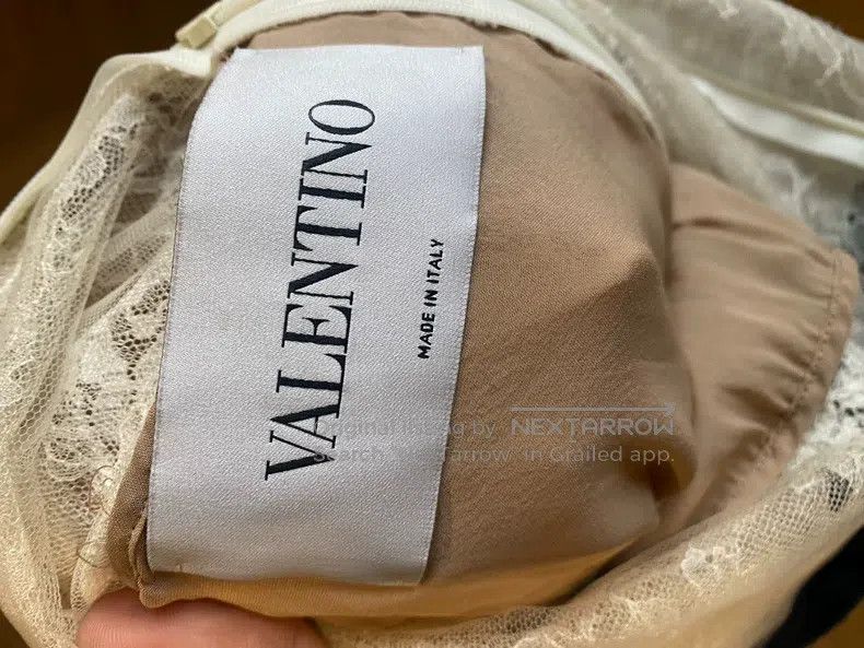 Valentino Valentino Black and white lace patch Size M / US 6-8 / IT 42-44 - 3 Thumbnail