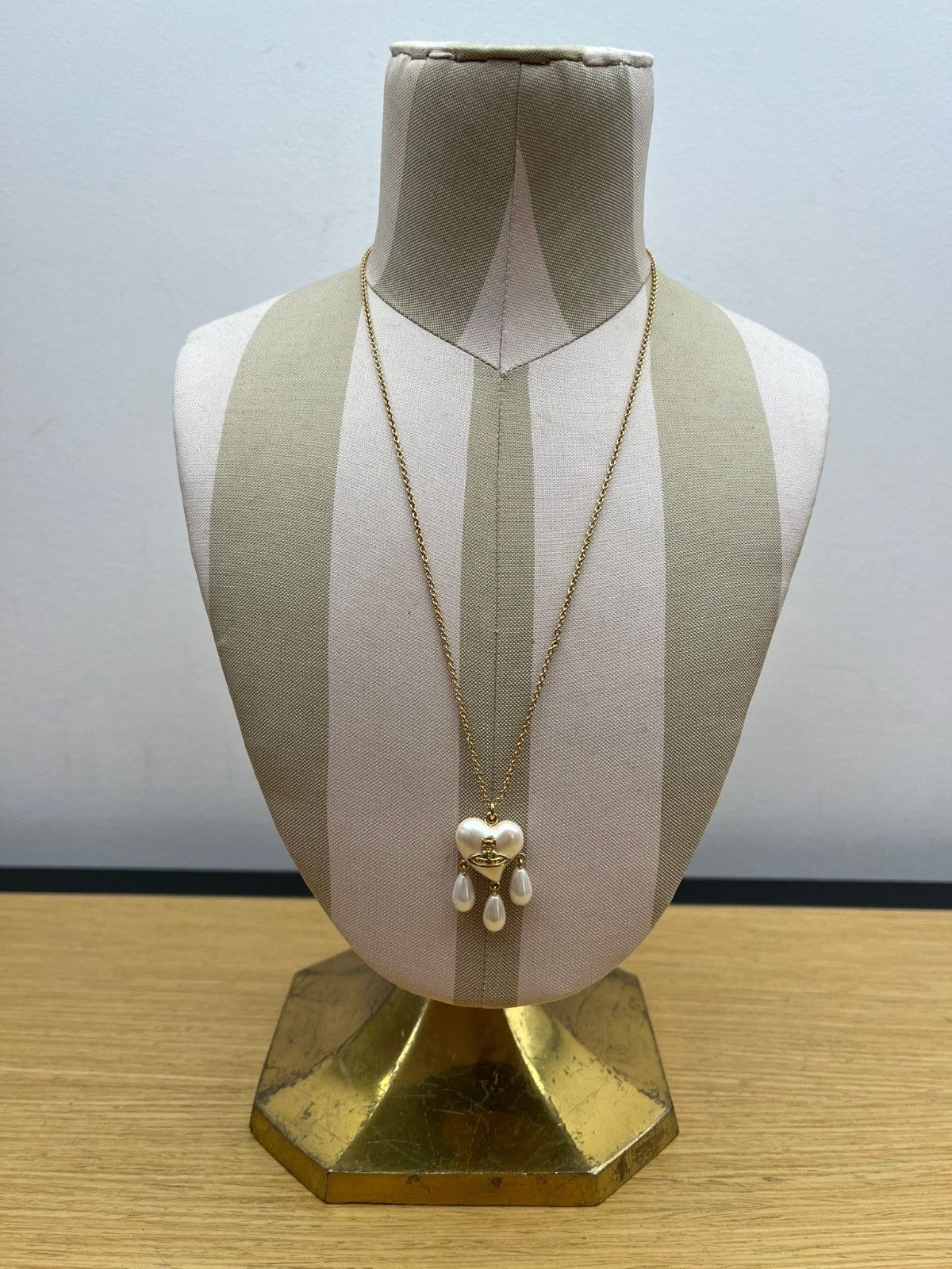 o1f1d3z1025 Size: OS / Sheryl Pendant Necklaces