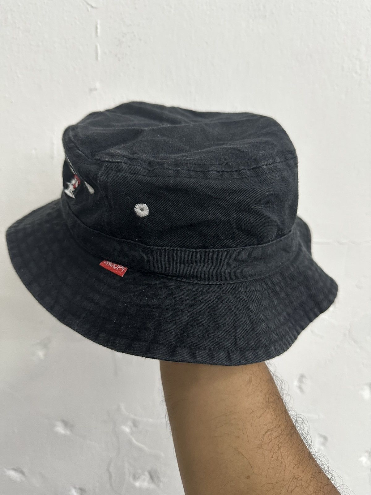 Japanese Brand × Vintage VTG BEAGLE HUG SNOOPY Bucket Hat Size ONE SIZE - 3 Thumbnail
