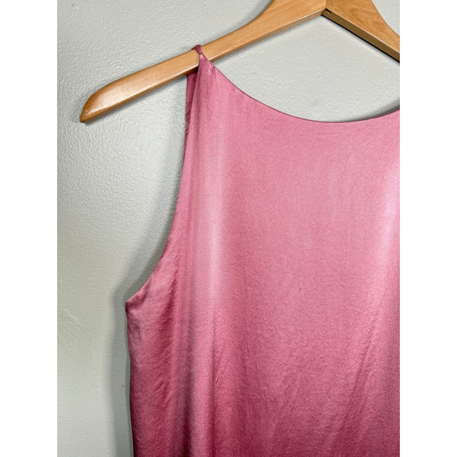 Salvatore Ferragamo Salvatore Ferragamo Silk Camisole size 42/6 US $650 Size M / US 6-8 / IT 42-44 - 7 Thumbnail