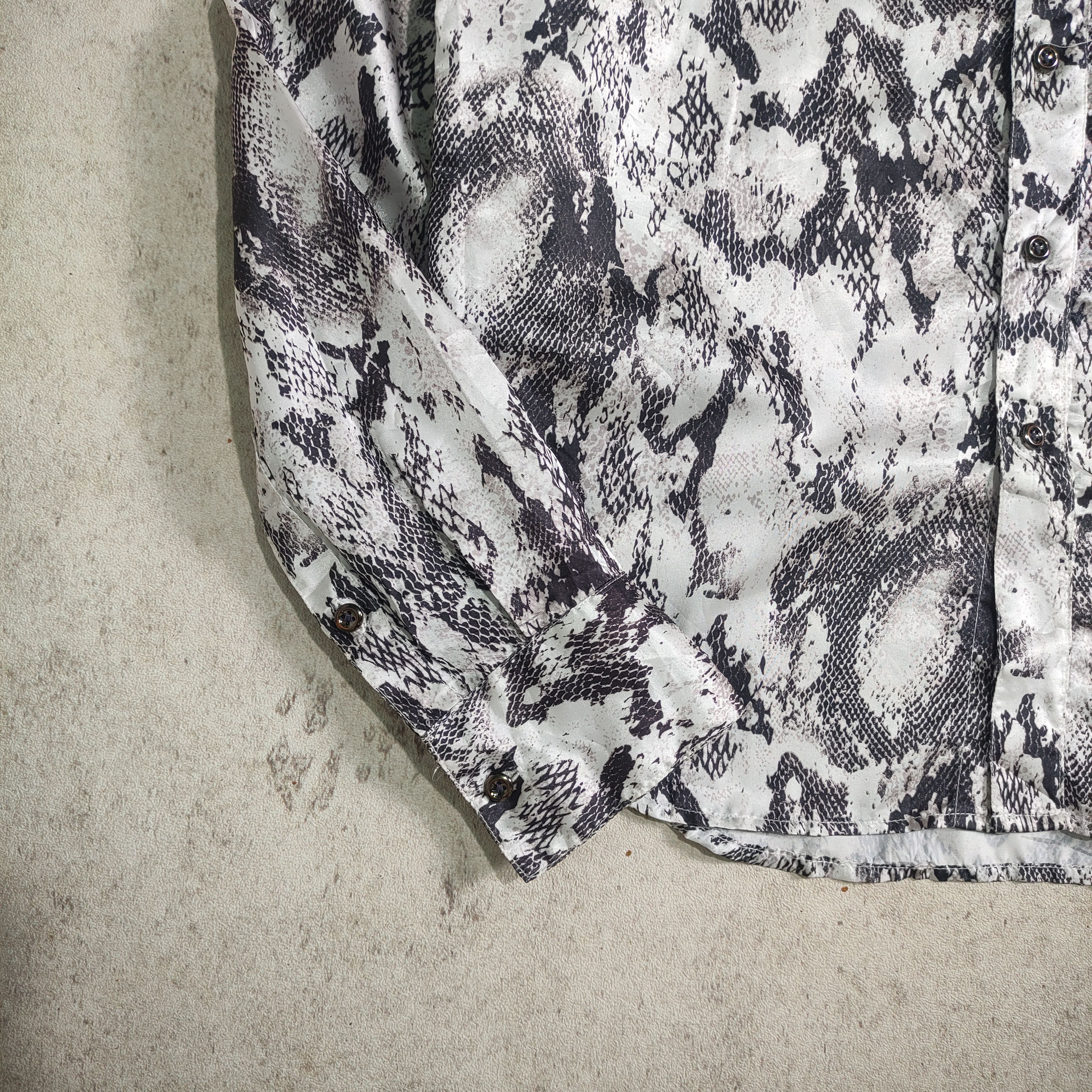 Japanese Brand × Roberto Cavalli × semanticdesign Semantic Design Snake Skin Pattern Size US L / EU 52-54 / 3 - 10 Thumbnail