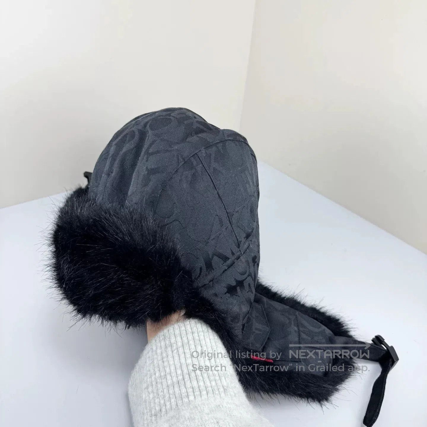 supreme black fur lineman hat.