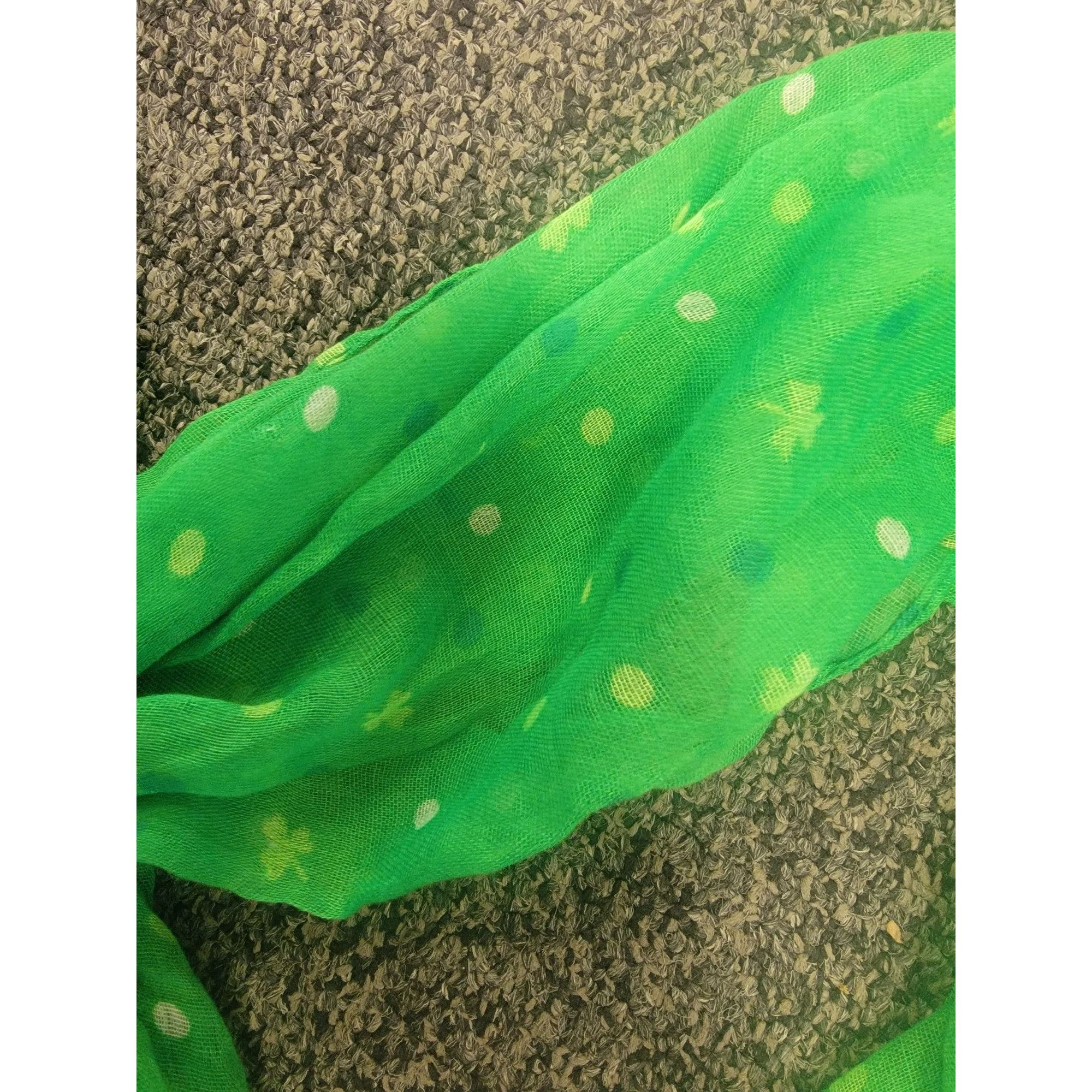 Other Green Infinity Scarf With White Polka Dots & Floral Pattern Size ONE SIZE - 2 Thumbnail