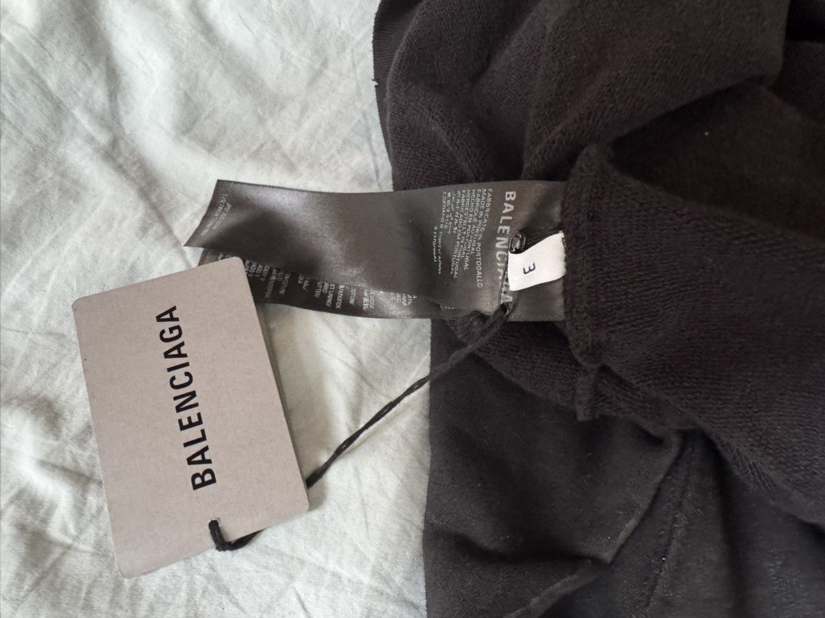 Balenciaga Balenciaga graffiti hoodie Size US L / EU 52-54 / 3 - 8 Thumbnail