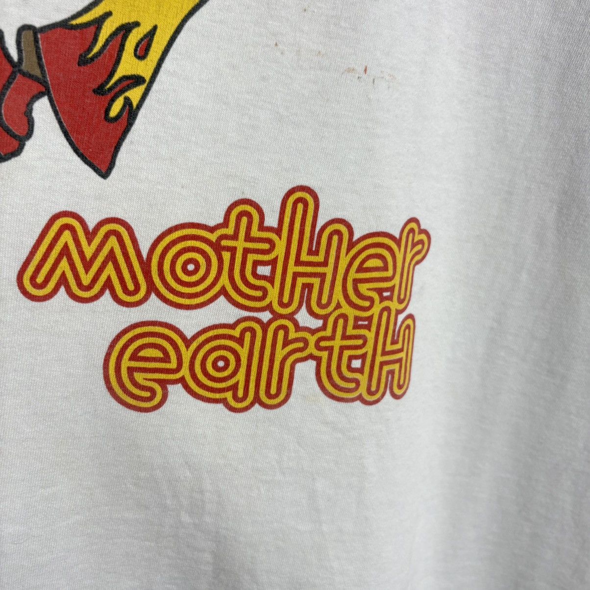 Band Tees Vintage 90s Mother Earth Stoned Women Funk Band Tee / Disco Size US XL / EU 56 / 4 - 4 Thumbnail