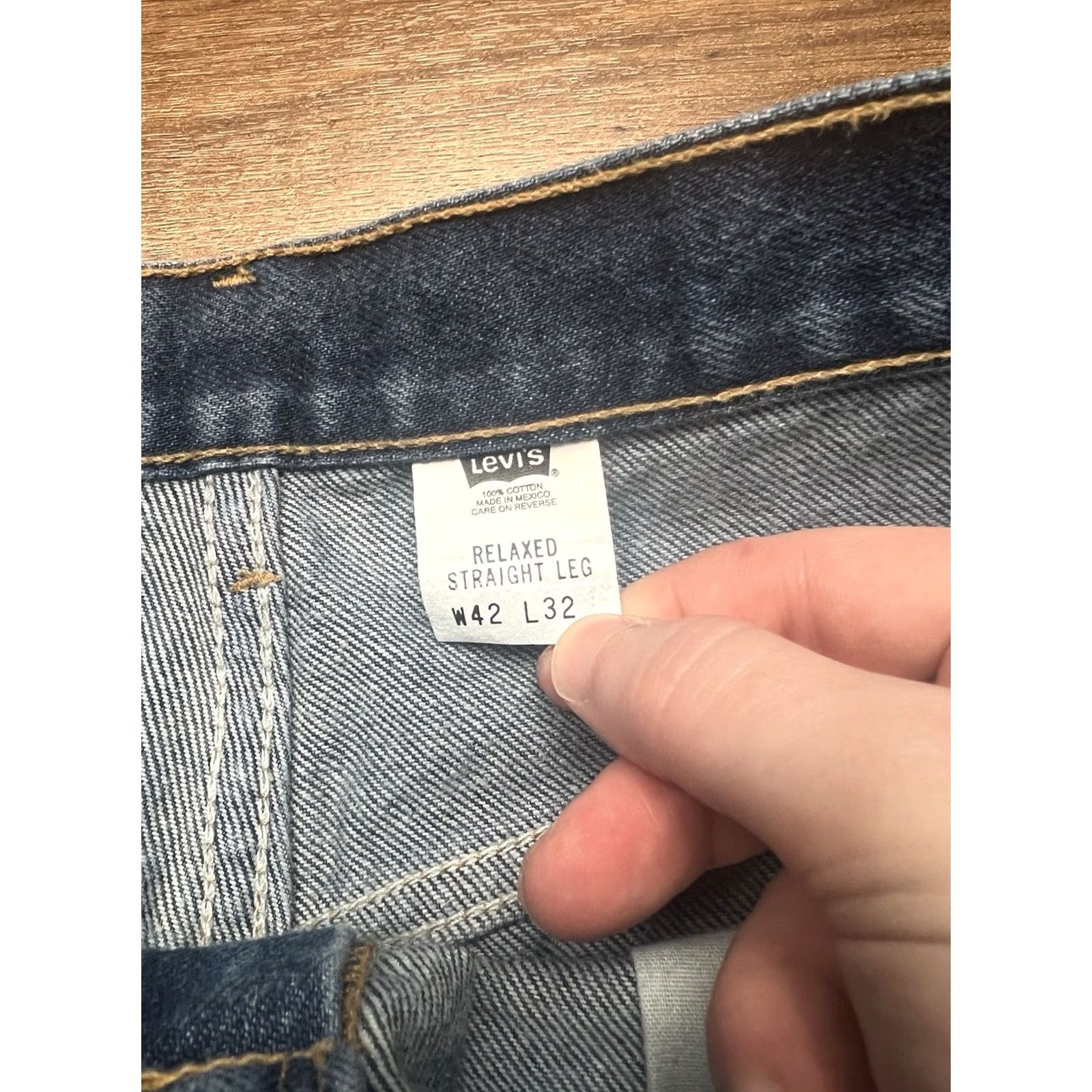Levi's VTG LEVIS 901 Jeans Mens 42x32 Stonewashed Relaxed Straight Leg 2001 Distressed Blue Denim 100% Cotton Size US 42 / EU 58 - 6 Thumbnail