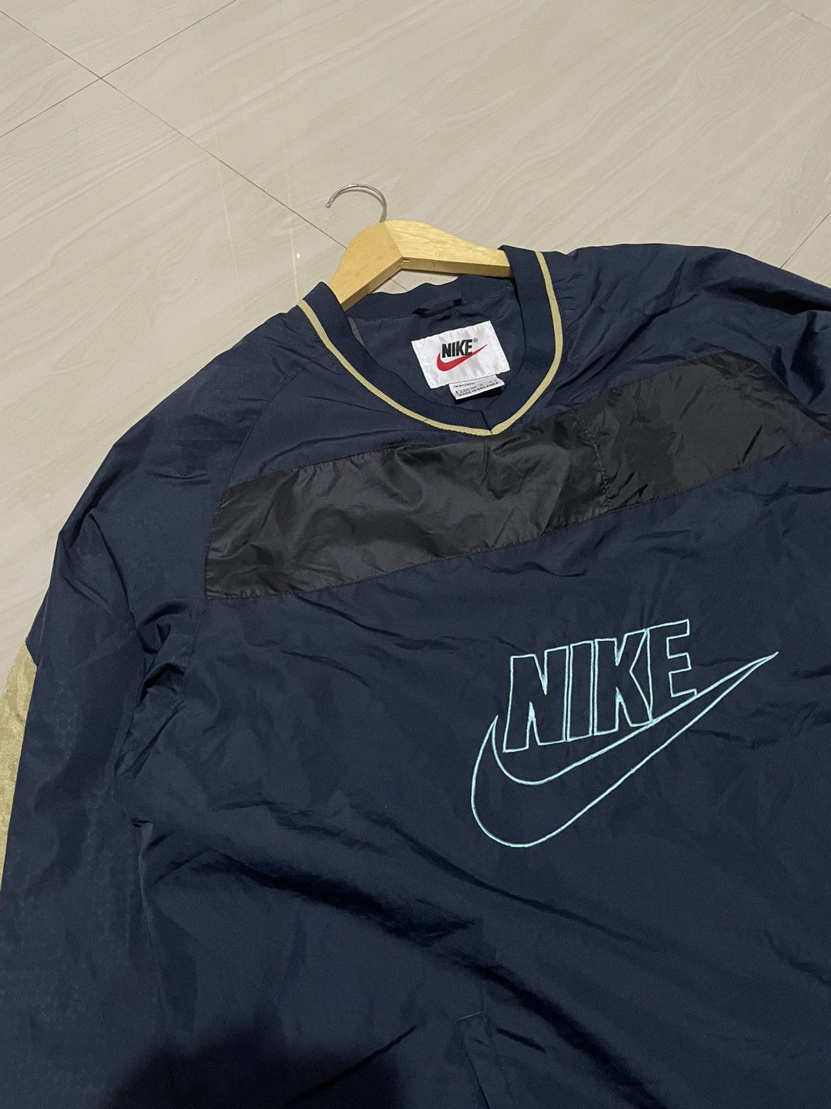 Nike Nike windbreaker Size US XL / EU 56 / 4 - 3 Thumbnail