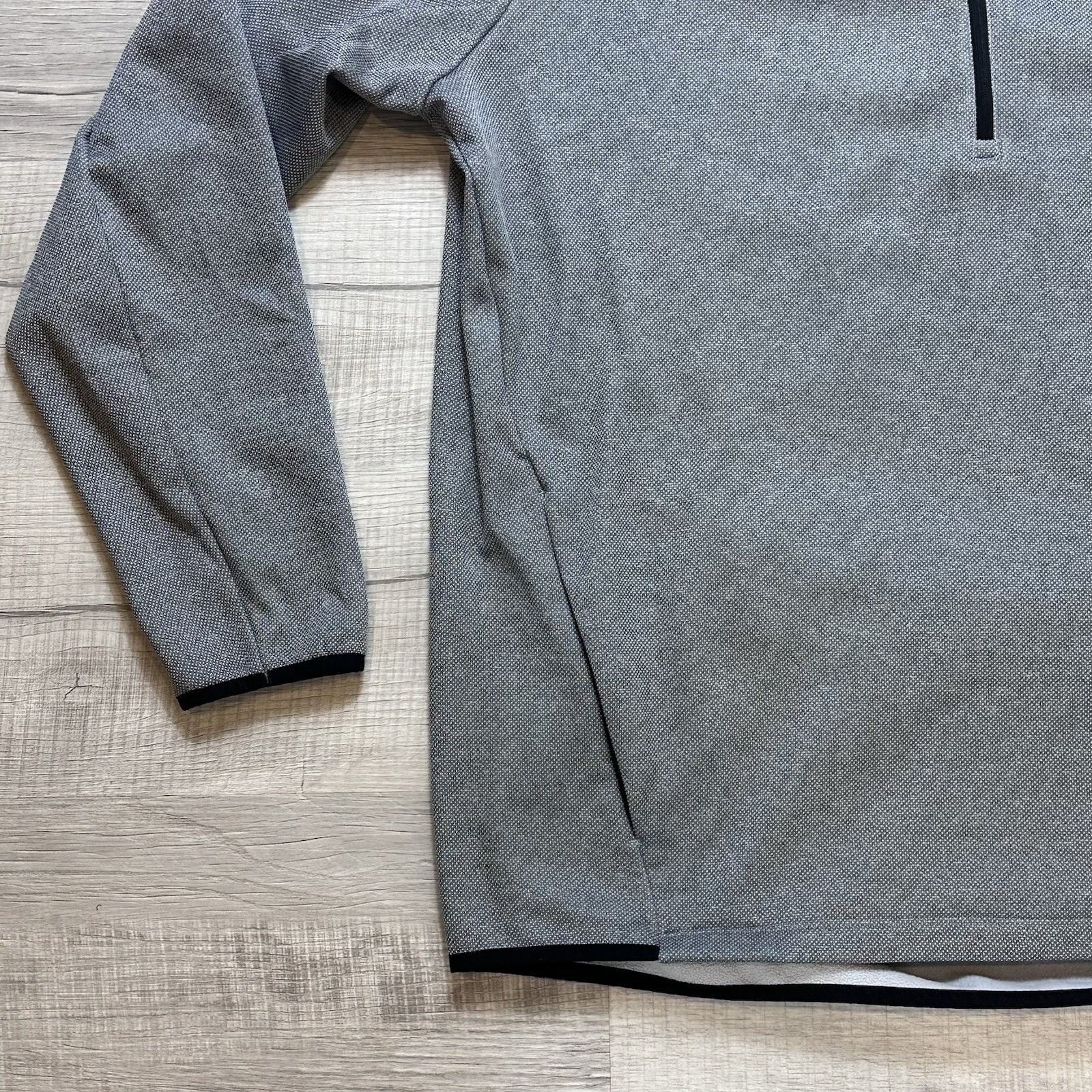 Nike Nike Men's Gray Long Sleeve Therma Dri Fit 1/4 Zip XL Size US XL / EU 56 / 4 - 2 Thumbnail