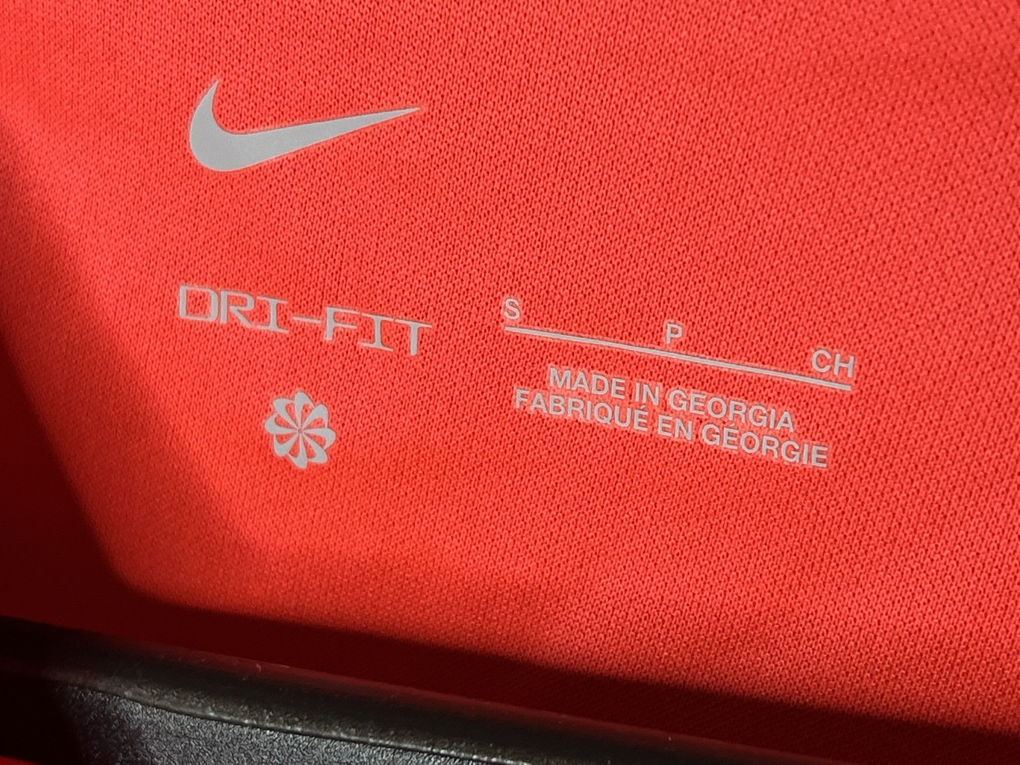 Nike LIVERPOOL 2021 2022 HOME FOOTBALL SHIRT SOCCER JERSEY NIKE Size US S / EU 44-46 / 1 - 5 Thumbnail