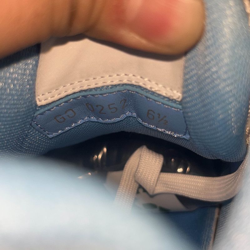 Louis Vuitton Louis Vuitton Trainer Velcro Fashion Sneakers Blue White -2 Size US 8.5 / IT 38.5 - 4 Thumbnail
