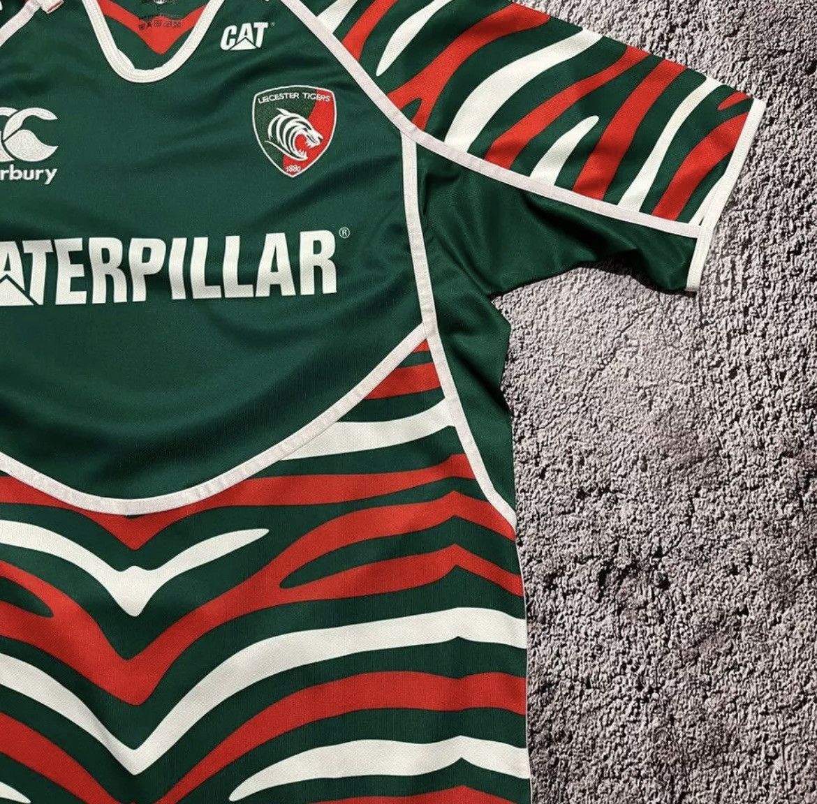 Canterbury of New Zealand Official Canterbury CAT Caterpillar Leicester Tigers Rugby Size US L / EU 52-54 / 3 - 4 Thumbnail