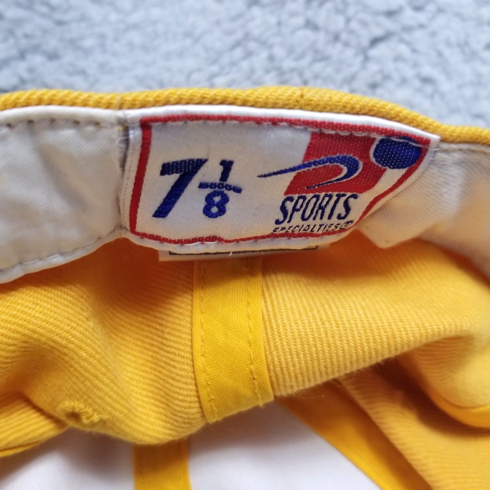Nike VINTAGE Nike Hat Cap Fitted Mens 7 1/8 Yellow Sports Specialties Wool 90s Baseball Cap Mens Fitted 7 1/8 Yellow Green Under Brim Retro 90s Size ONE SIZE - 4 Thumbnail