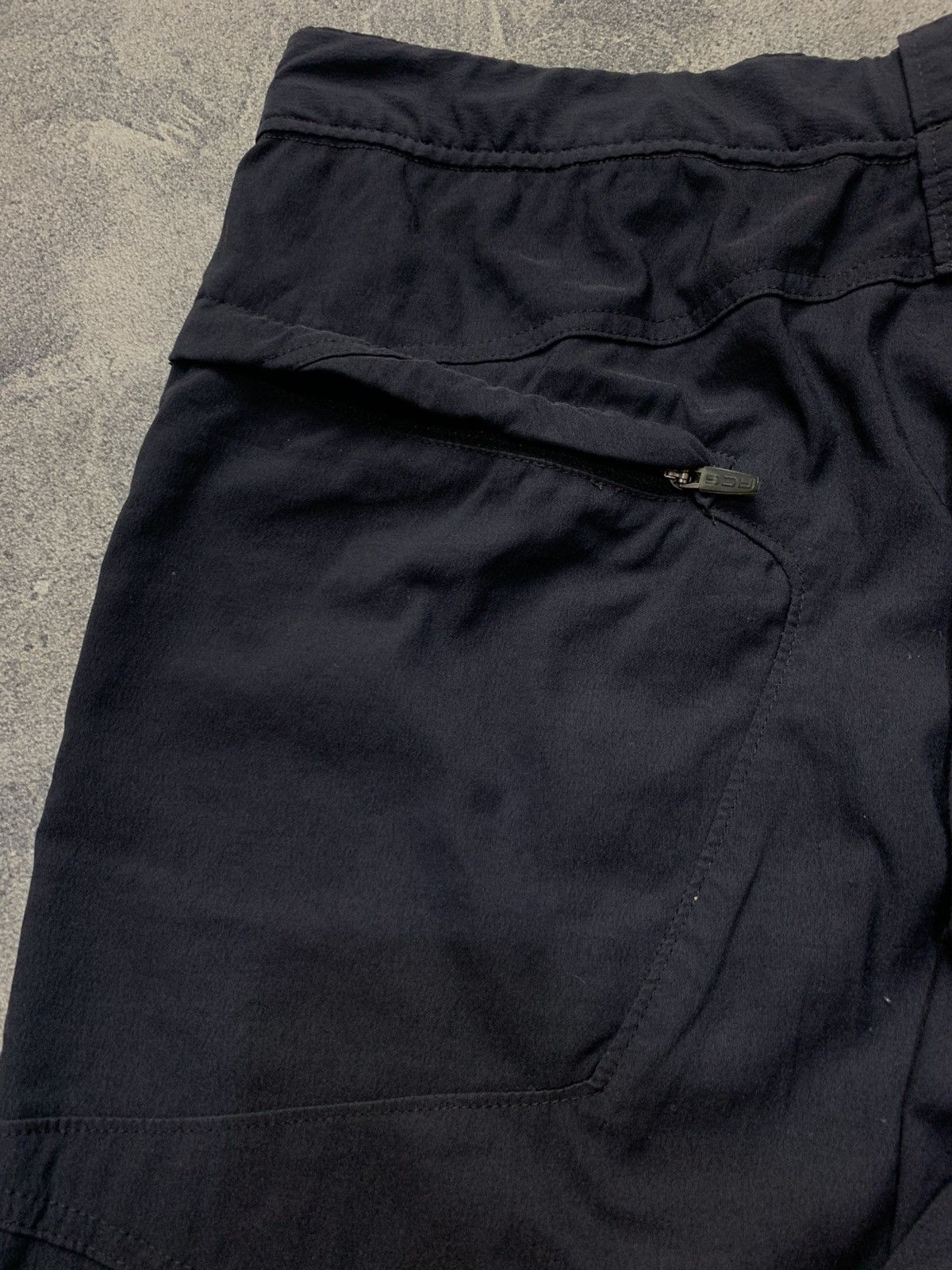 Nike ACG 🐍SOLD🐍 Y2k Nike ACG All Condition Gear Big Logo Shorts Size US 35 - 11 Thumbnail