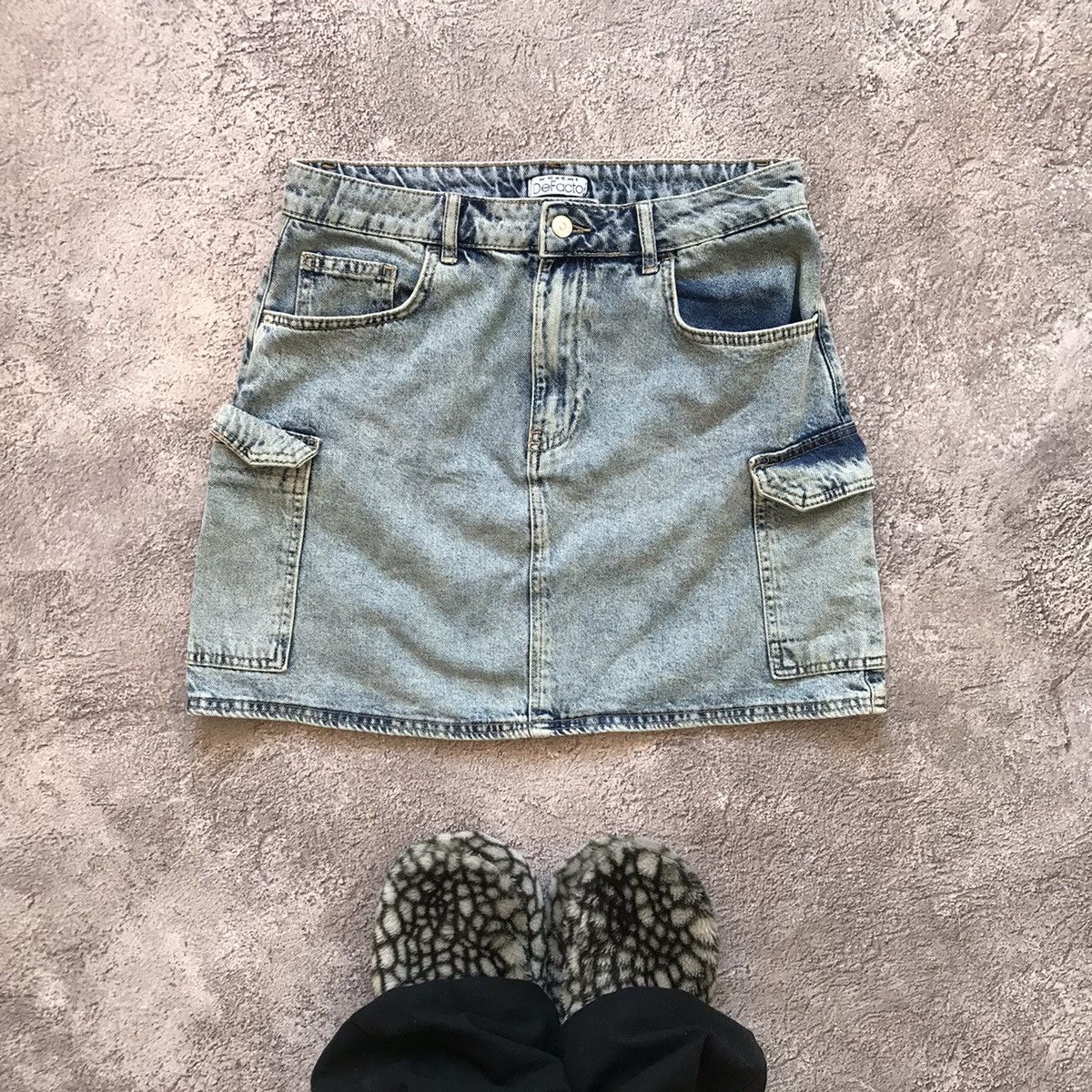 Vintage Vintage Y2K Cargo Skirt Distressed Streetwear Grunge Logo S Size 30" / US 8 / IT 44 - 1 Thumbnail
