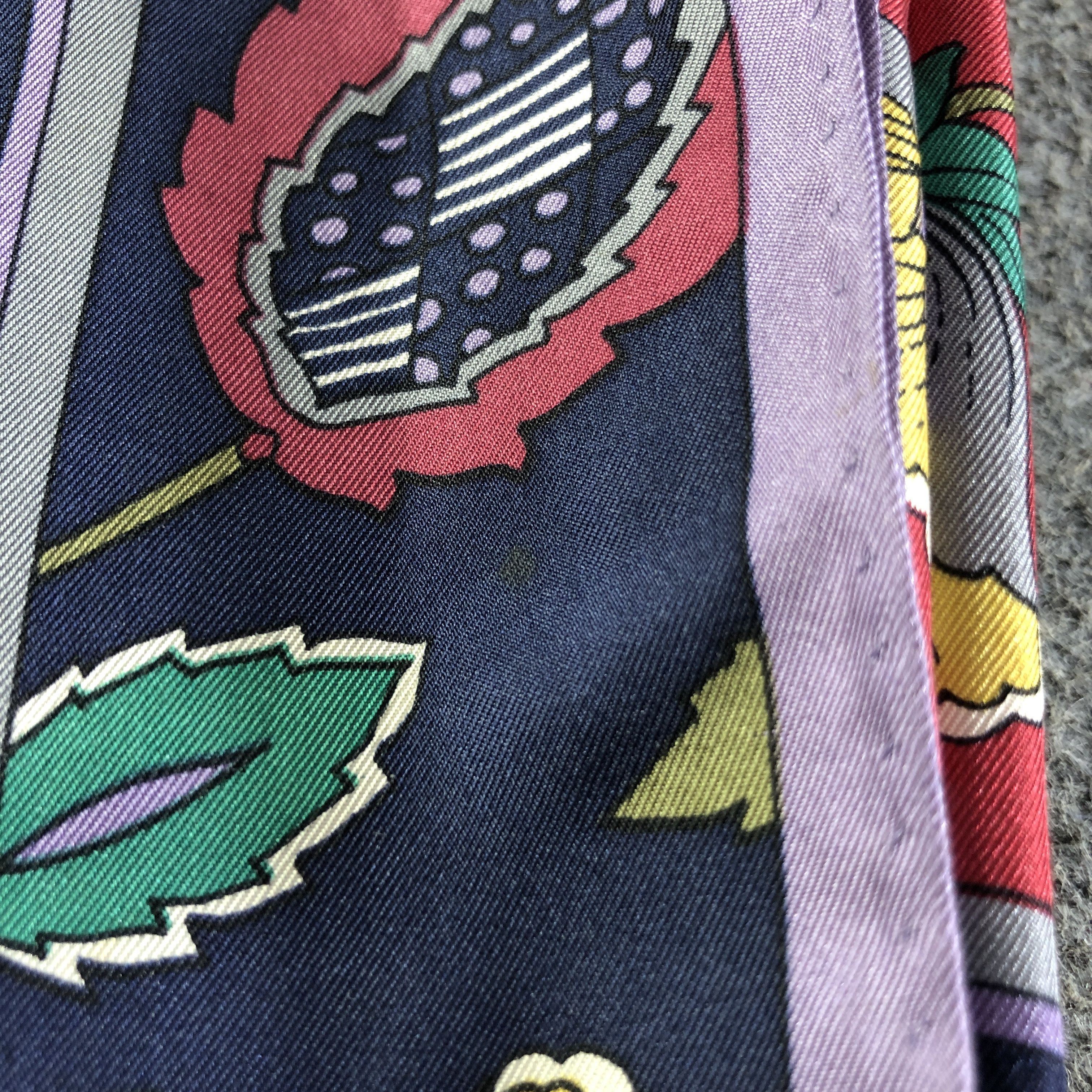 Vintage Floral Silk Scarf Hand Rolled Vintage Accessory M998 Size ONE SIZE - 7 Thumbnail
