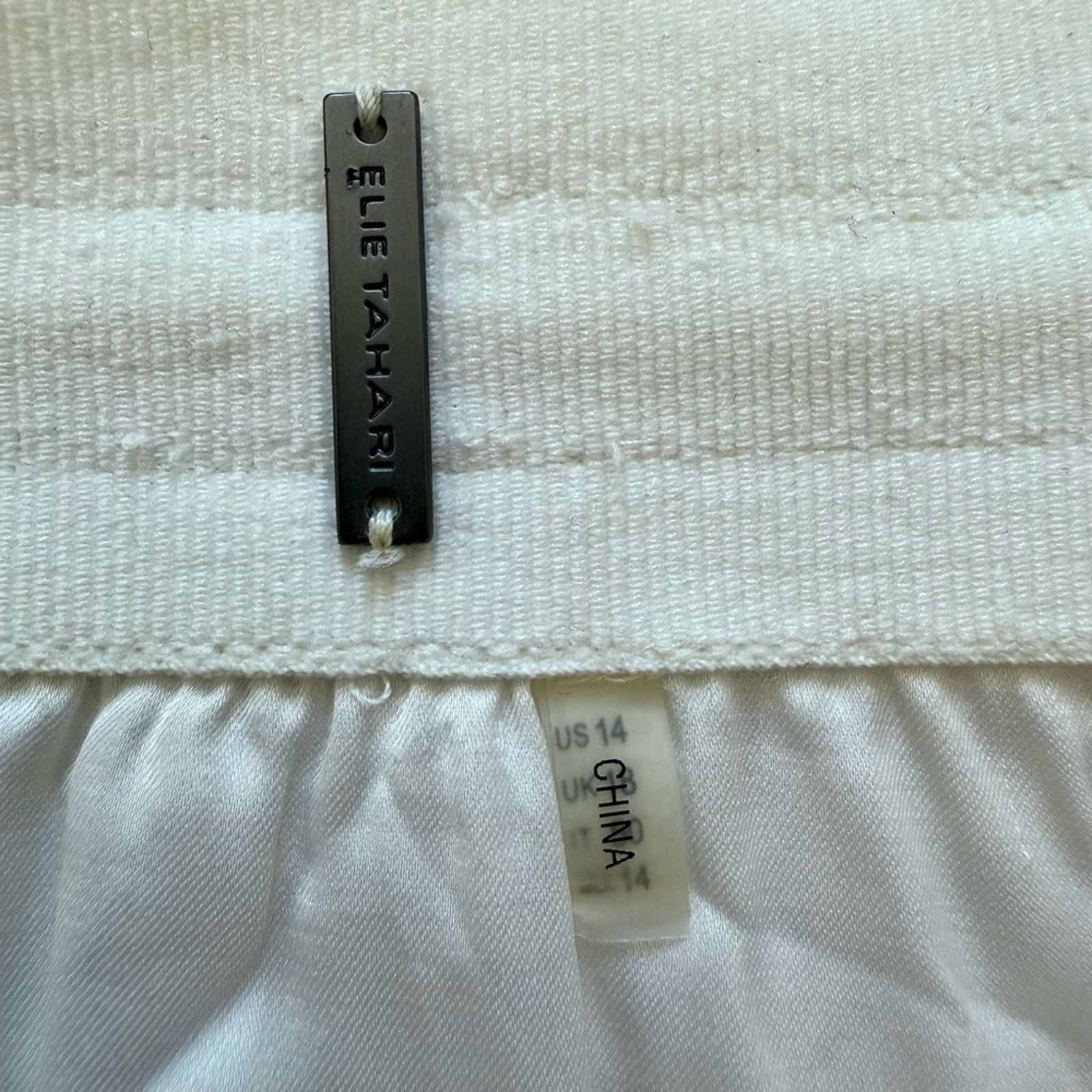Elie Tahari Elie Tahari women long skirt size 14 Size 36" / US 14 / IT 50 - 5 Thumbnail