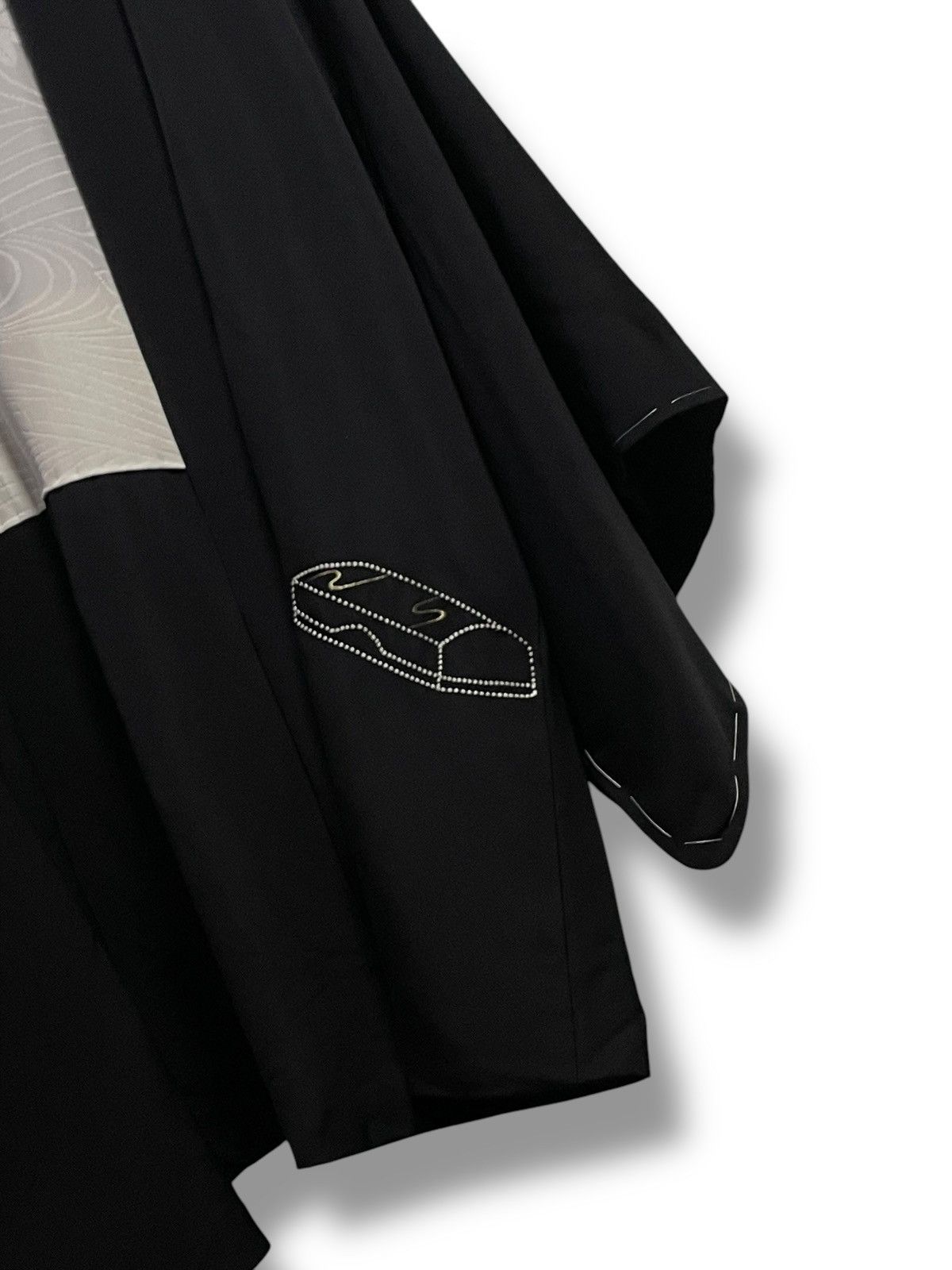 Japanese Brand × The Unbranded Brand Unbranded Brand Embroidered Kimono (74) Size US S / EU 44-46 / 1 - 4 Thumbnail