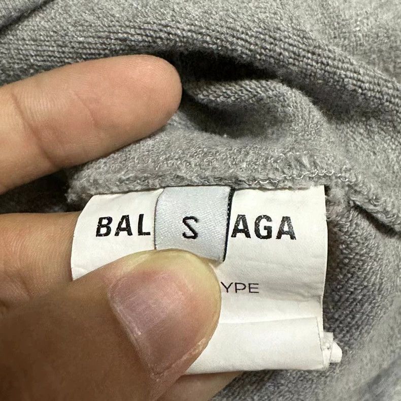 Balenciaga Balenciaga Small logo hoodie 2503-Nextarrow Size US S / EU 44-46 / 1 - 4 Thumbnail