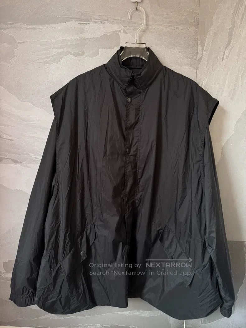 Balenciaga Balenciaga Large silhouette sleeves removable windbreaker Size US XXS / EU 40 - 1 Thumbnail