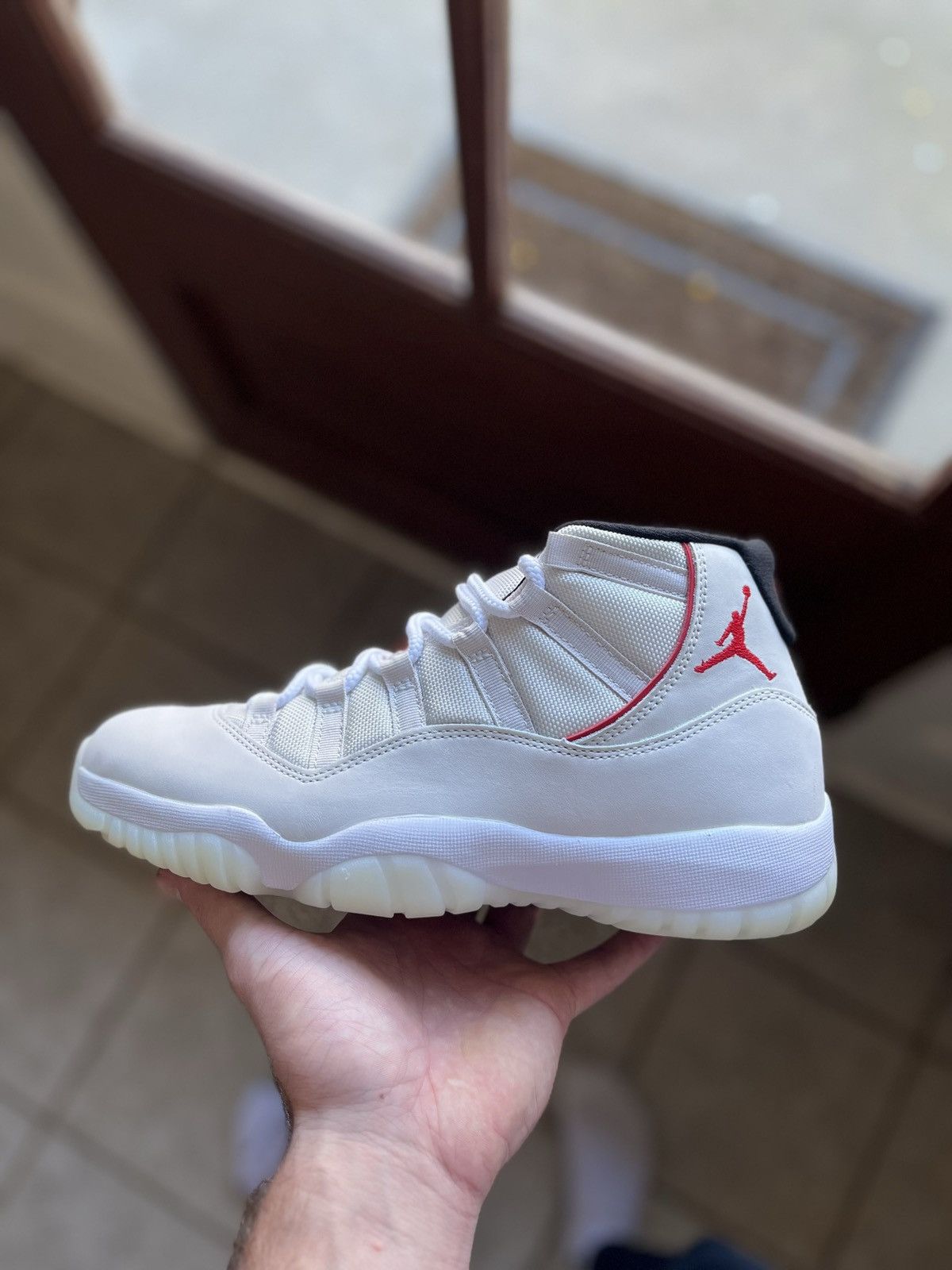 Jordan Brand Jordan 11 Retro Platinum Tint Size US 10 / EU 43 - 1 Thumbnail