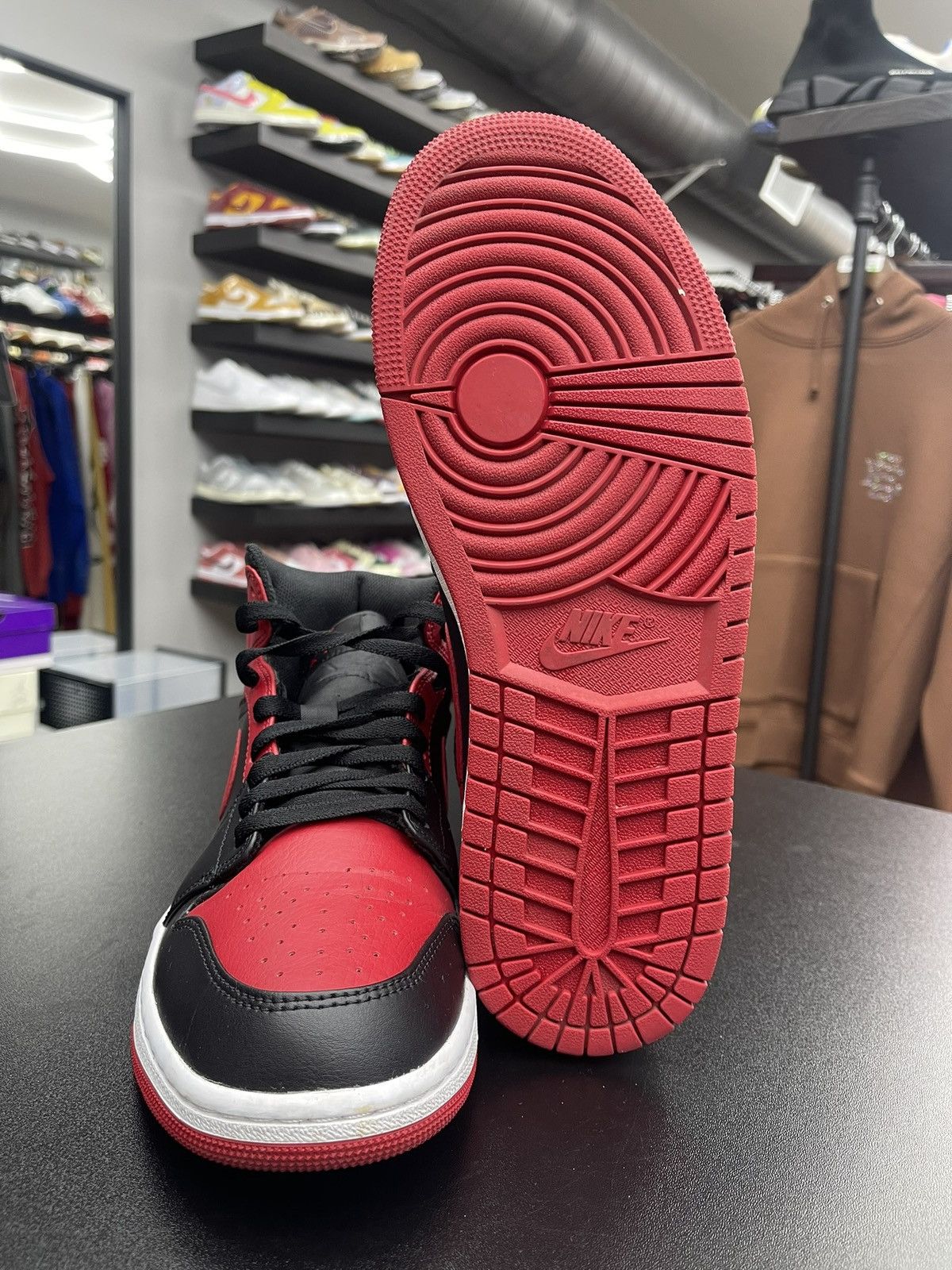 Jordan Brand Size 10 - Jordan 1 Mid Banned “2020” Size US 10 / EU 43 - 8 Thumbnail
