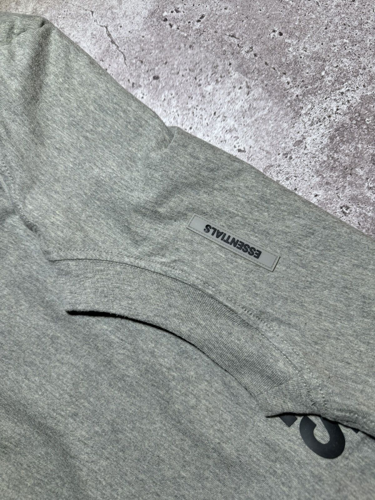 Essentials × Fear of God Essentials Fear of God big logo Streetwear Sweatshirt Size US M / EU 48-50 / 2 - 6 Thumbnail