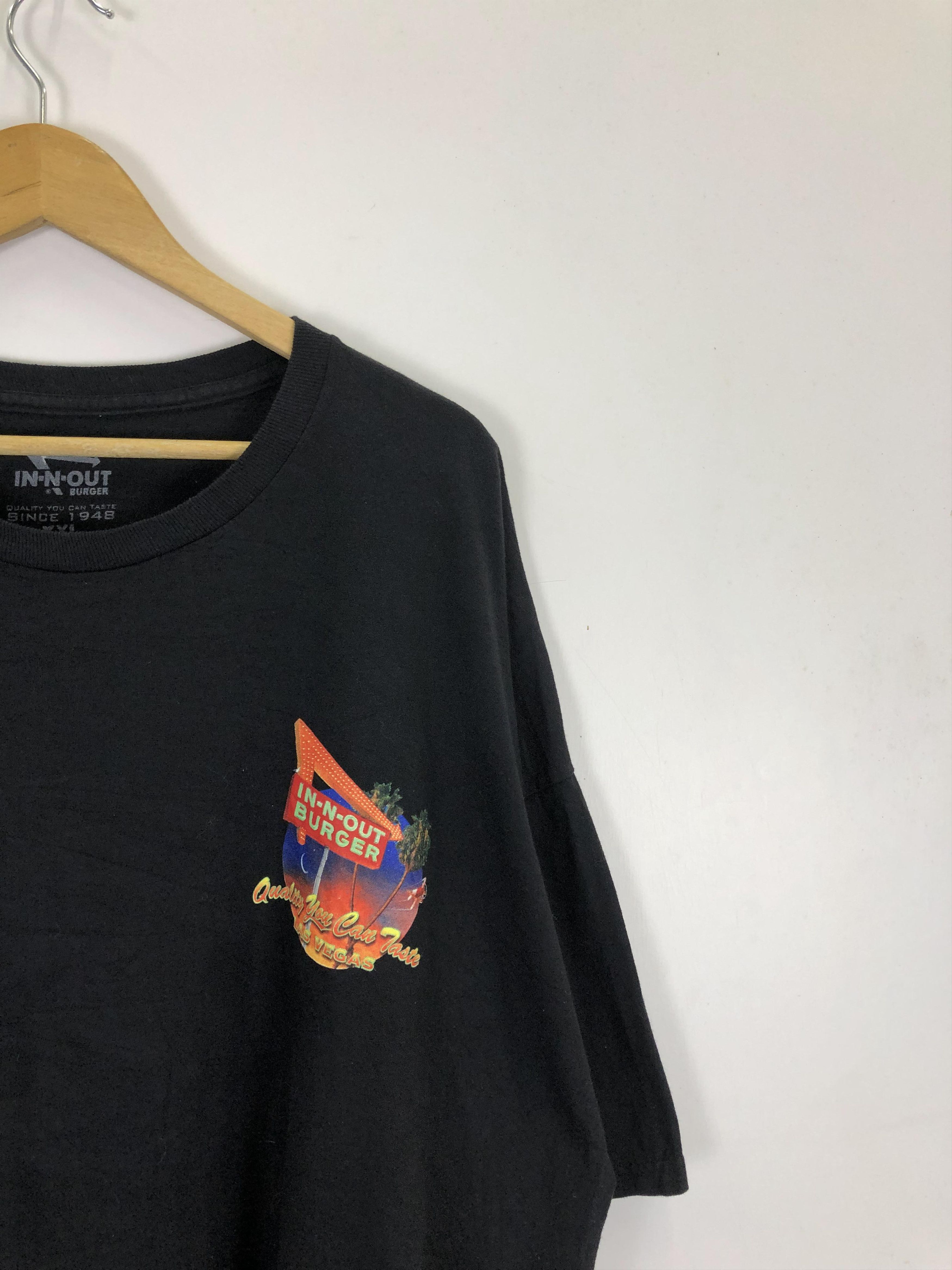Vintage Vintage In N Out Burger Crewneck Short Sleeve Shirt TA0355 Size US XXL / EU 58 / 5 - 9 Thumbnail