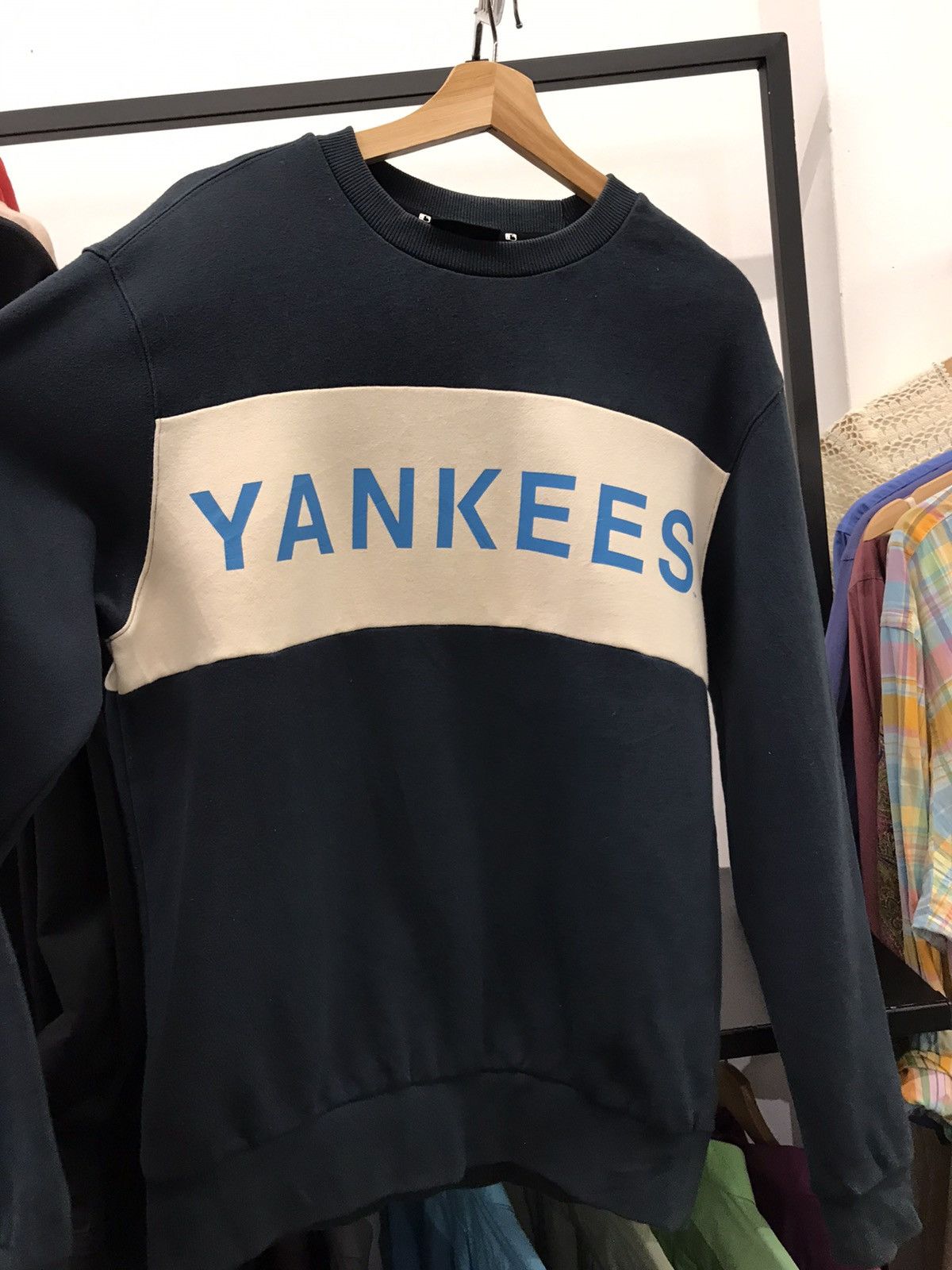 MLB × Vintage Yankees MLB bold Logo Size US L / EU 52-54 / 3 - 15 Thumbnail