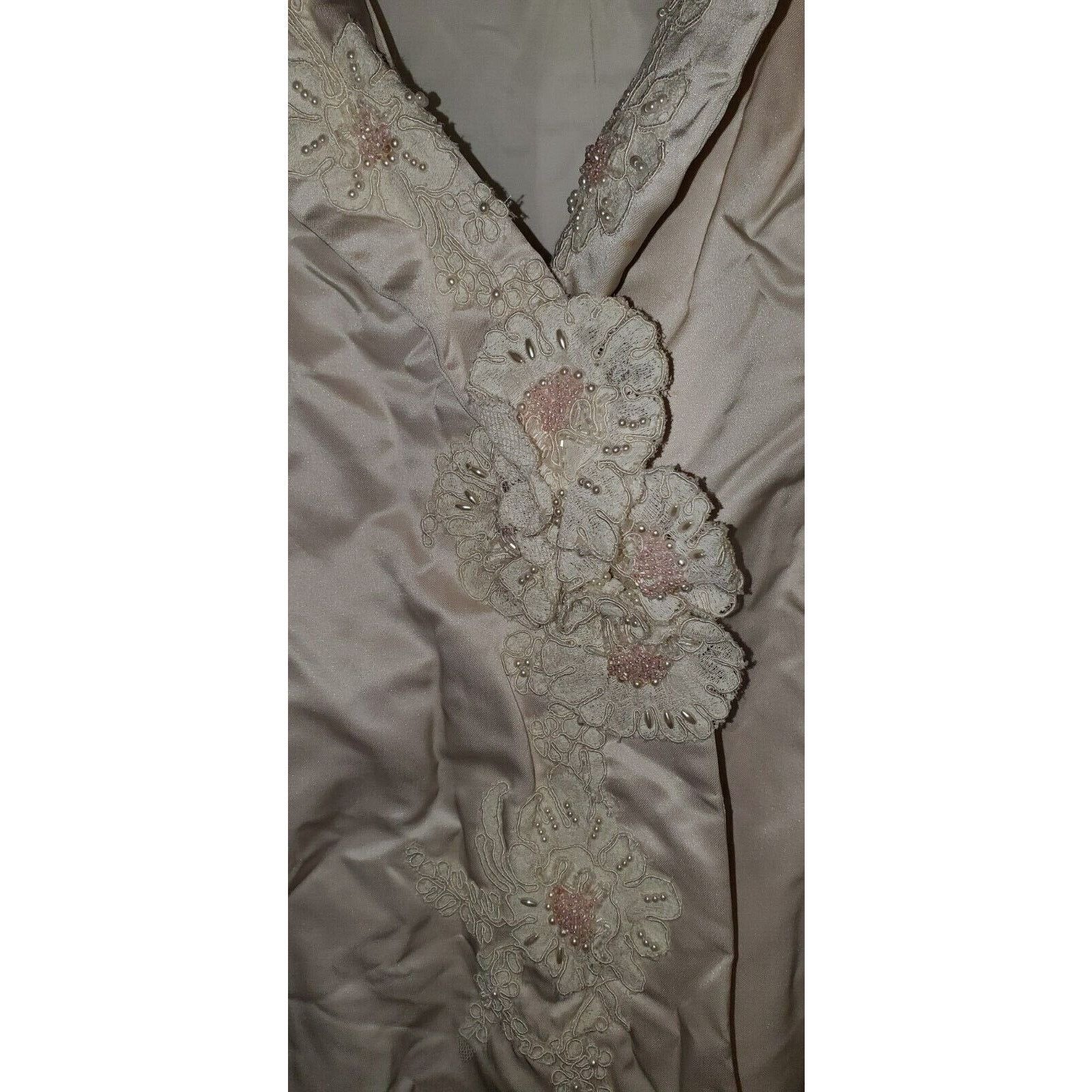 Handmade White Bridal Wedding Coat Jacket with Train Lace Sleeves 1XL Size XXL / US 16-18 / IT 52-54 - 11 Thumbnail