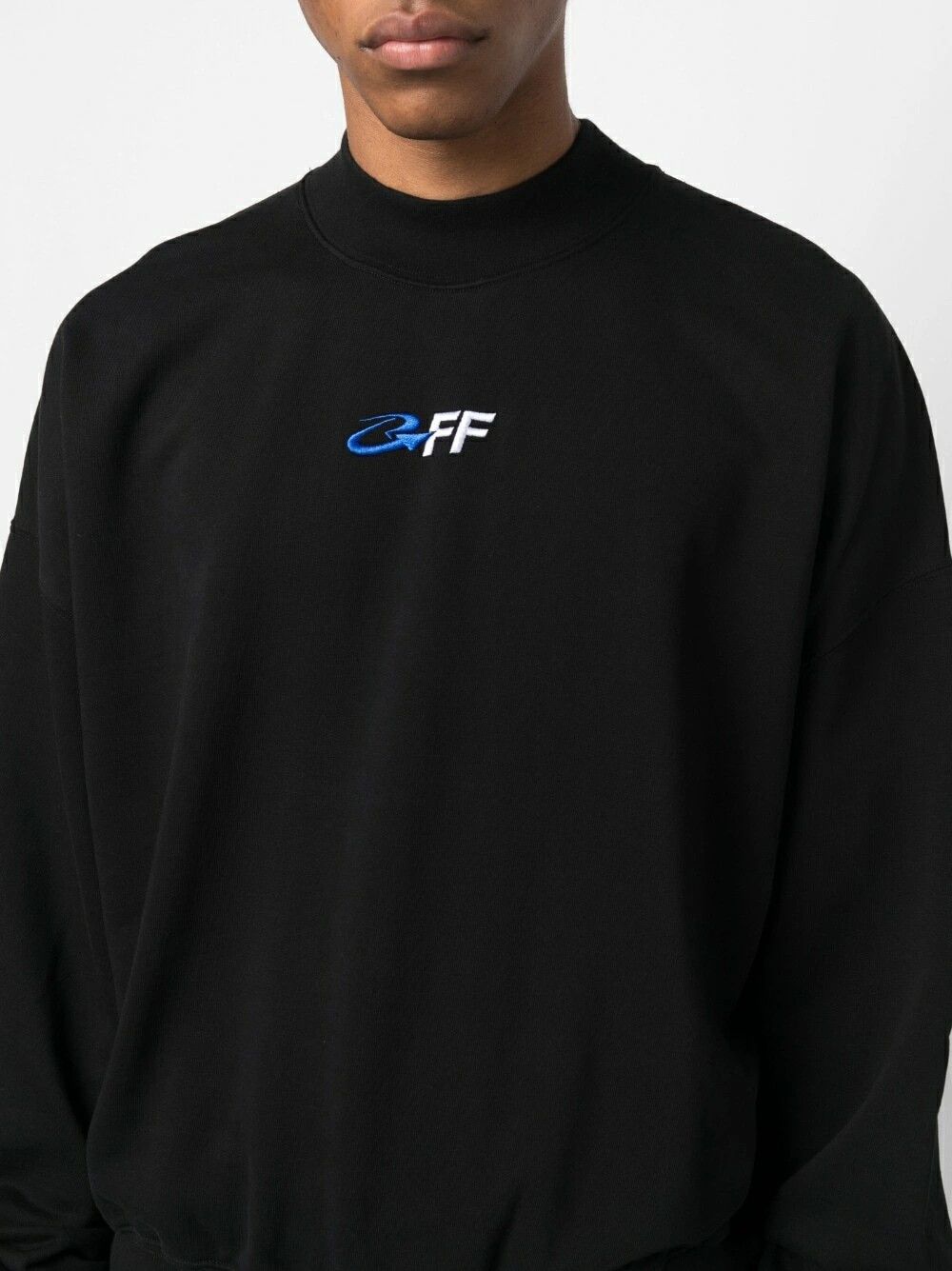 Off-White o1y0325 Logo Crewneck Sweatshirt in Black Size US XXS / EU 40 - 2 Thumbnail