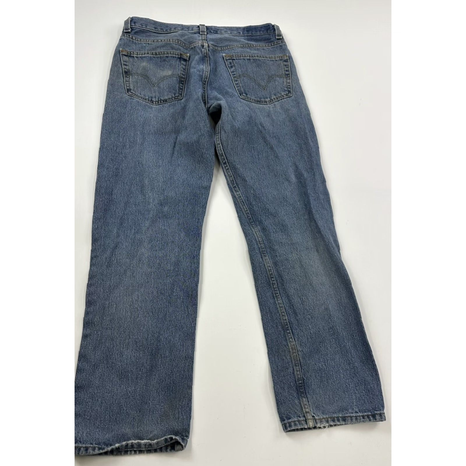 Levi's VINTAGE Levi's 505 Jeans Mens 33 x 30 Blue Stains See Pics Regular 33x30 Straight Comfort Men Size US 33 - 2 Thumbnail