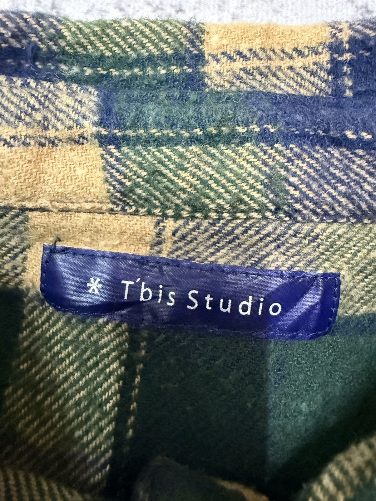 Japanese Brand VINTAGE T’bis STUDIO CHEKERED FLANNEL BUTTON UP LONG SHIRT Size M / US 6-8 / IT 42-44 - 5 Thumbnail