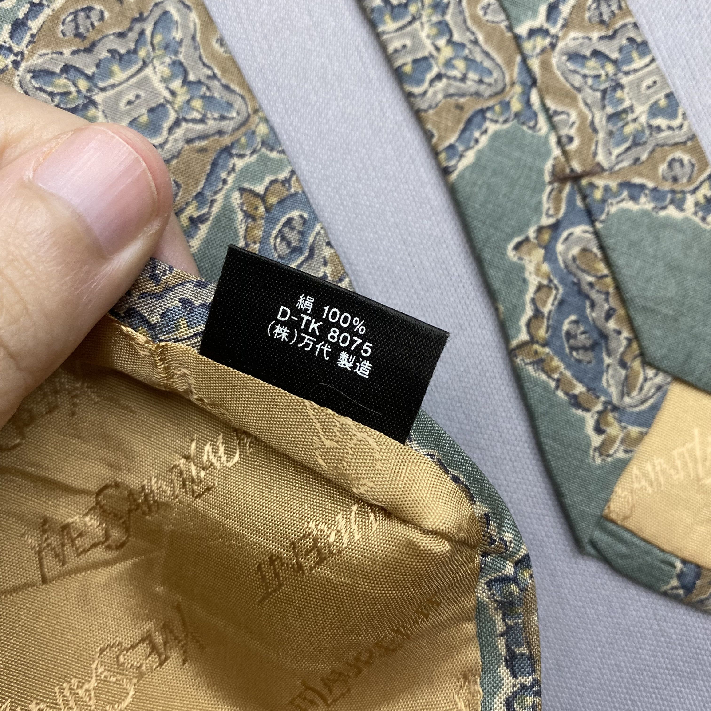 Japanese Brand Vintage Yves Saint Laurent SILK Necktie Cravate Pure Silk Size ONE SIZE - 7 Thumbnail