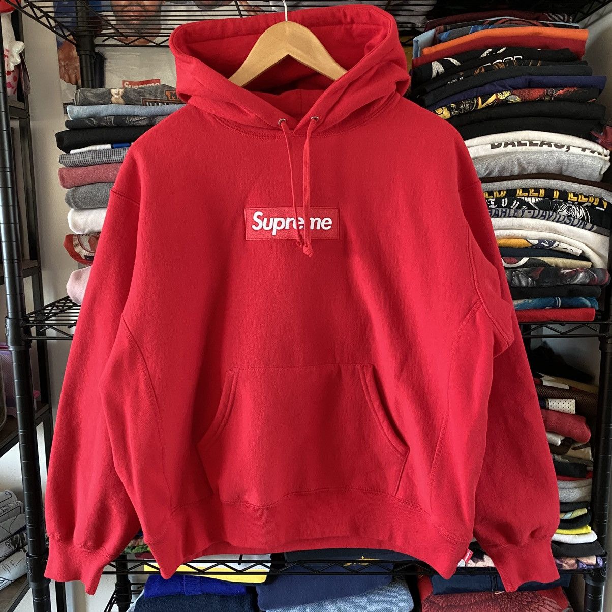 Supreme Supreme Box Logo Hooded Sweatshirt Red Tonal Hoodie 2023 Size US S / EU 44-46 / 1 - 1 Thumbnail