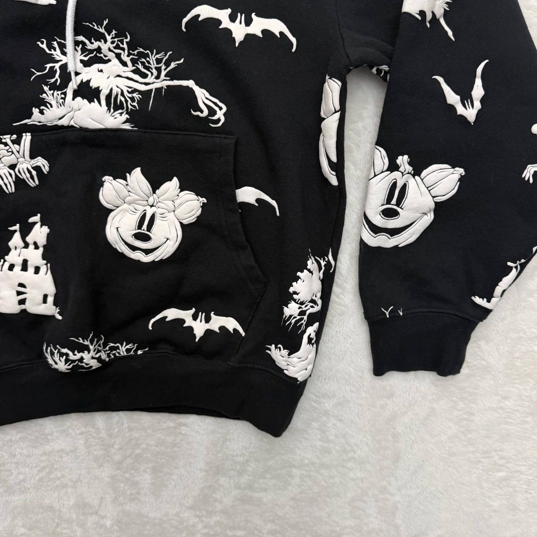 Disney Disney Mickey Minnie Hoodie Shirt Mens S Black Halloween Glow In The Dark Size US S / EU 44-46 / 1 - 5 Thumbnail