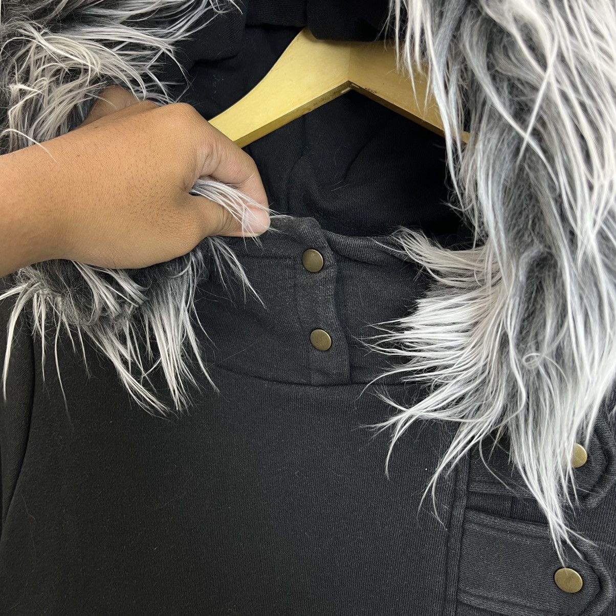 Japanese Brand Japanese n’Or Faux Fur Hoodie vkei Punk Grunge LGB style Size US L / EU 52-54 / 3 - 5 Thumbnail