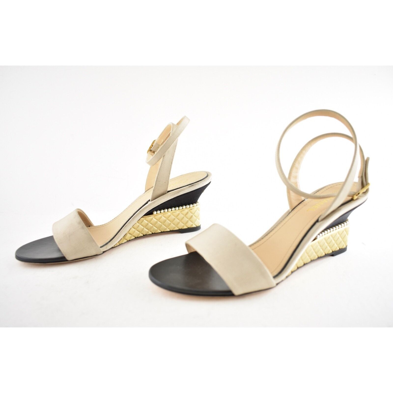 Chanel 17PGrosgrain Pearl CC Ankle Strap Sandals Wedge Heel Pump 37 Size US 7 / IT 37 - 10 Thumbnail
