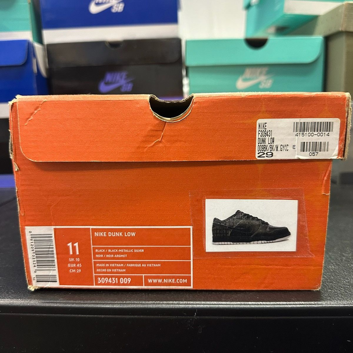 Nike Size 11 - Nike Dunk Low ‘Sneakerholic’ 2005 - 309431-009 Size US 11 / EU 44 - 7 Thumbnail