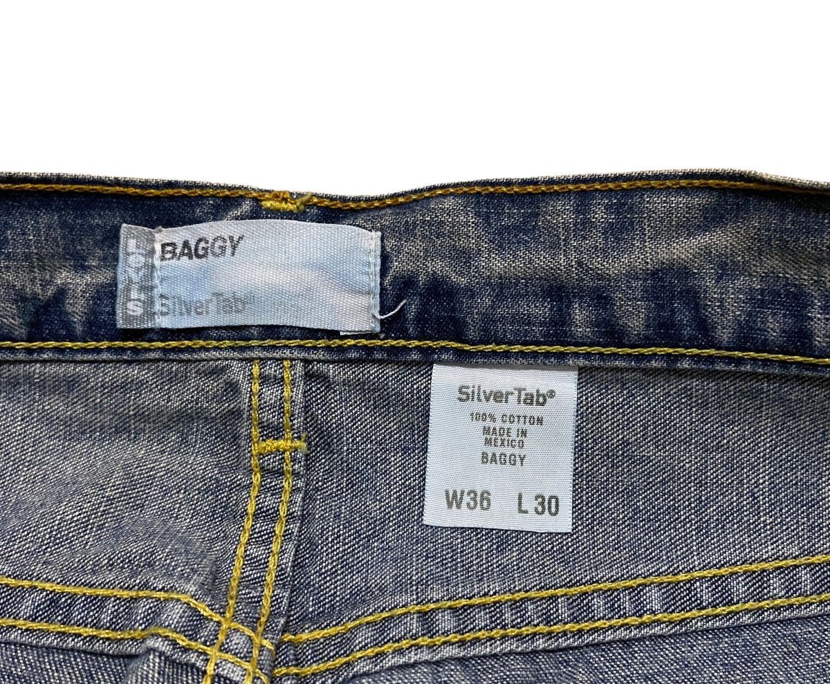 Levi's Vintage Brand Levi’s Silvertab Baggy Jeans 2000s Size US 36 / EU 52 - 7 Thumbnail