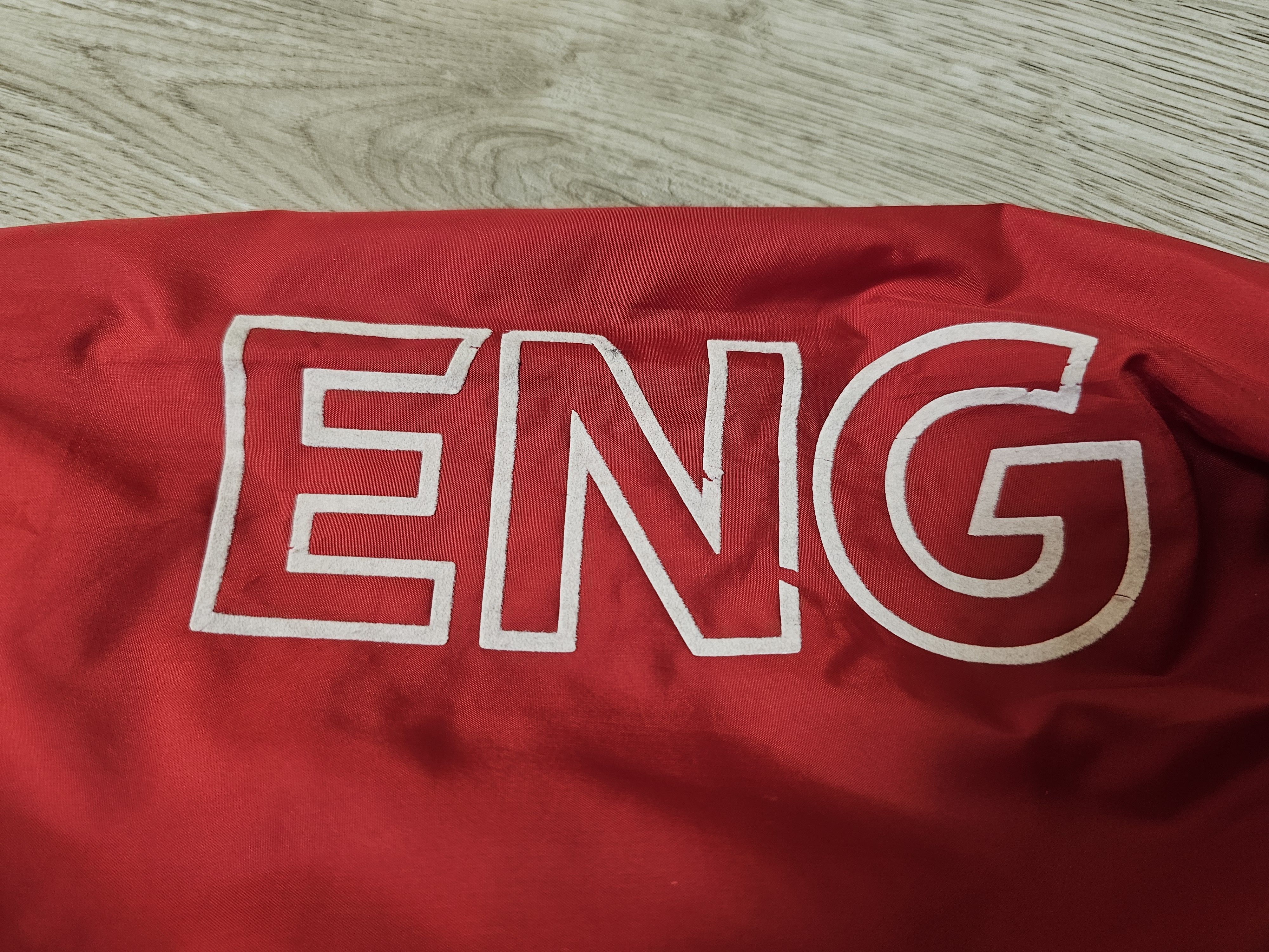 Umbro × Vintage ENGLAND 2002 2004 TRAINING FOOTBALL JACKET SOCCER JACKET Size US L / EU 52-54 / 3 - 7 Thumbnail