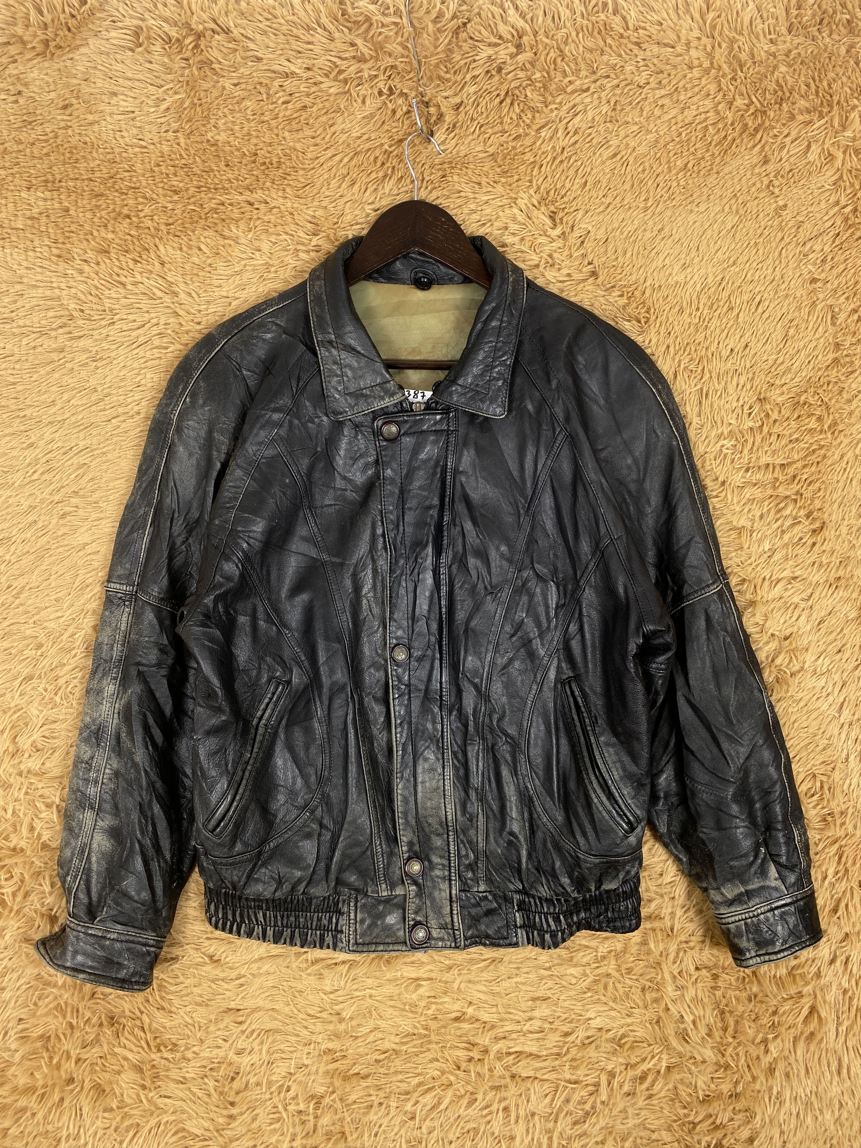 Vintage Vintage Rugged Pvc Leather Jacket J2387 Size US S / EU 44-46 / 1 - 1 Thumbnail