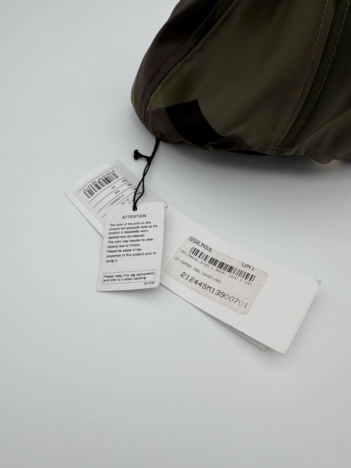 Kaws FW21 Sacai x Kaws S Cap Camouflage DS w/ Tags Size ONE SIZE - 5 Thumbnail