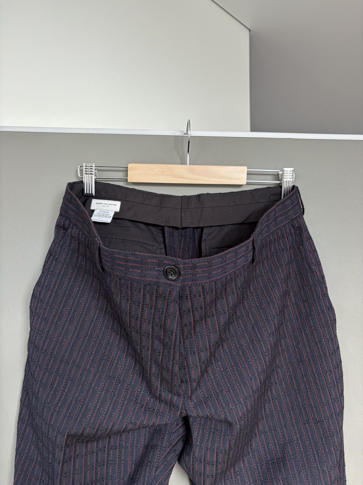 Dries Van Noten Dries Van Noten Textures Deep Blue/Red Classic Trousers Size 27" / US 4 / IT 40 - 12 Thumbnail