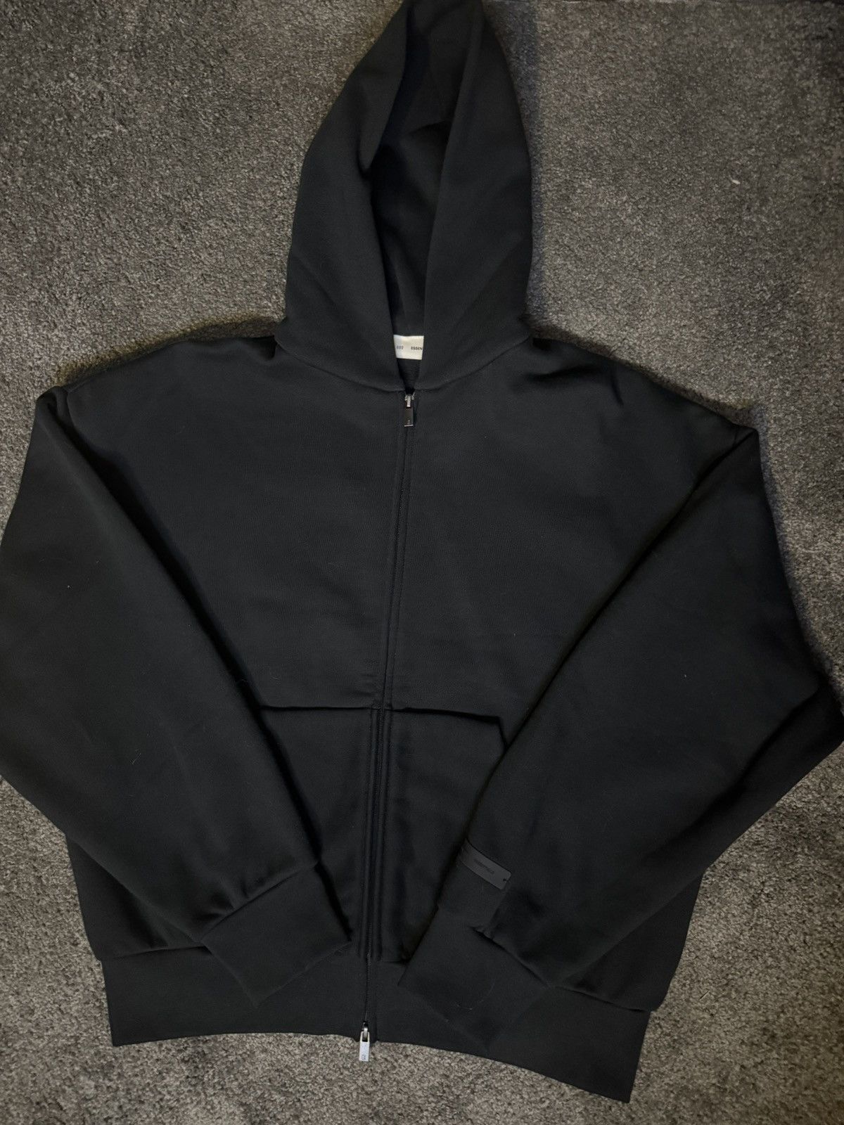 FEAR OF GOD ESSENTIALS ZIP UP