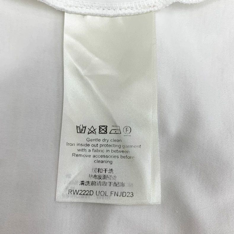 Louis Vuitton Louis Vuitton 22 crewneck, short-sleeve dress in white let Size S / US 4 / IT 40 - 8 Thumbnail