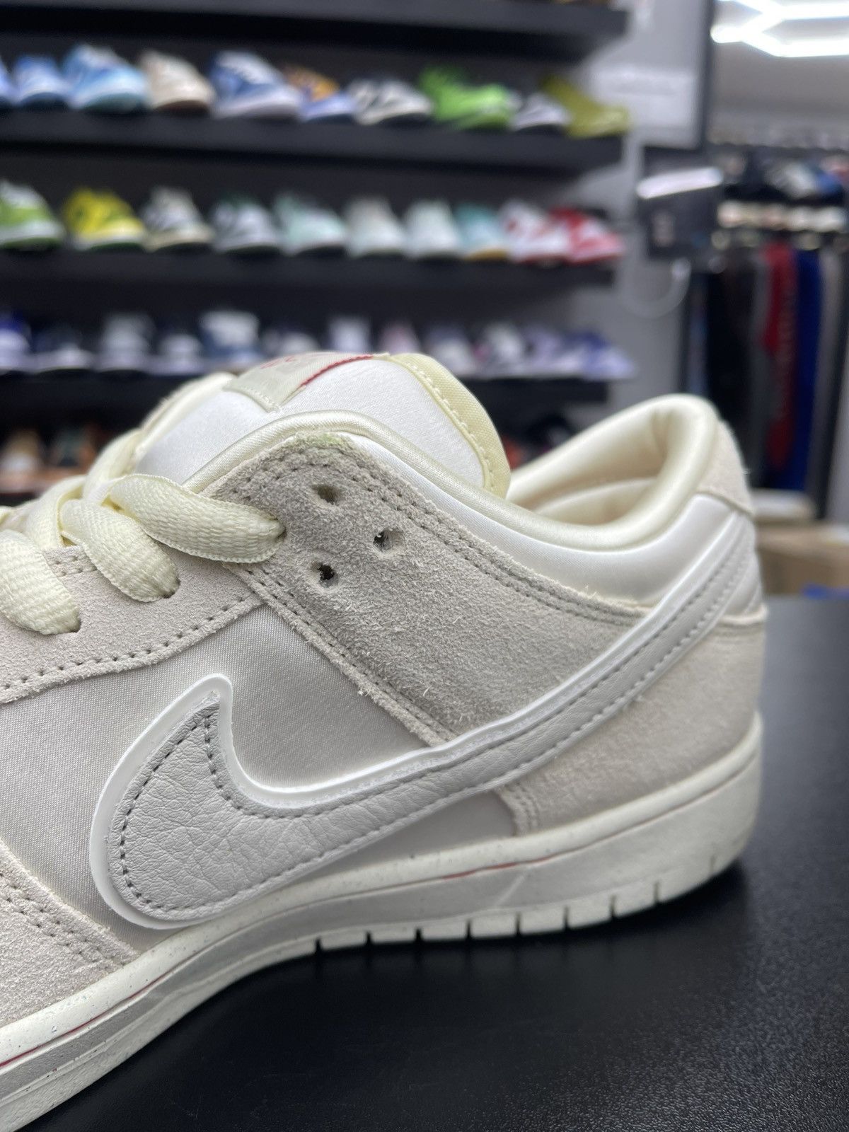 Nike Size 11.5 - Nike Dunk Low SB City Of Love Light Bone Size US 11.5 / EU 44-45 - 7 Thumbnail