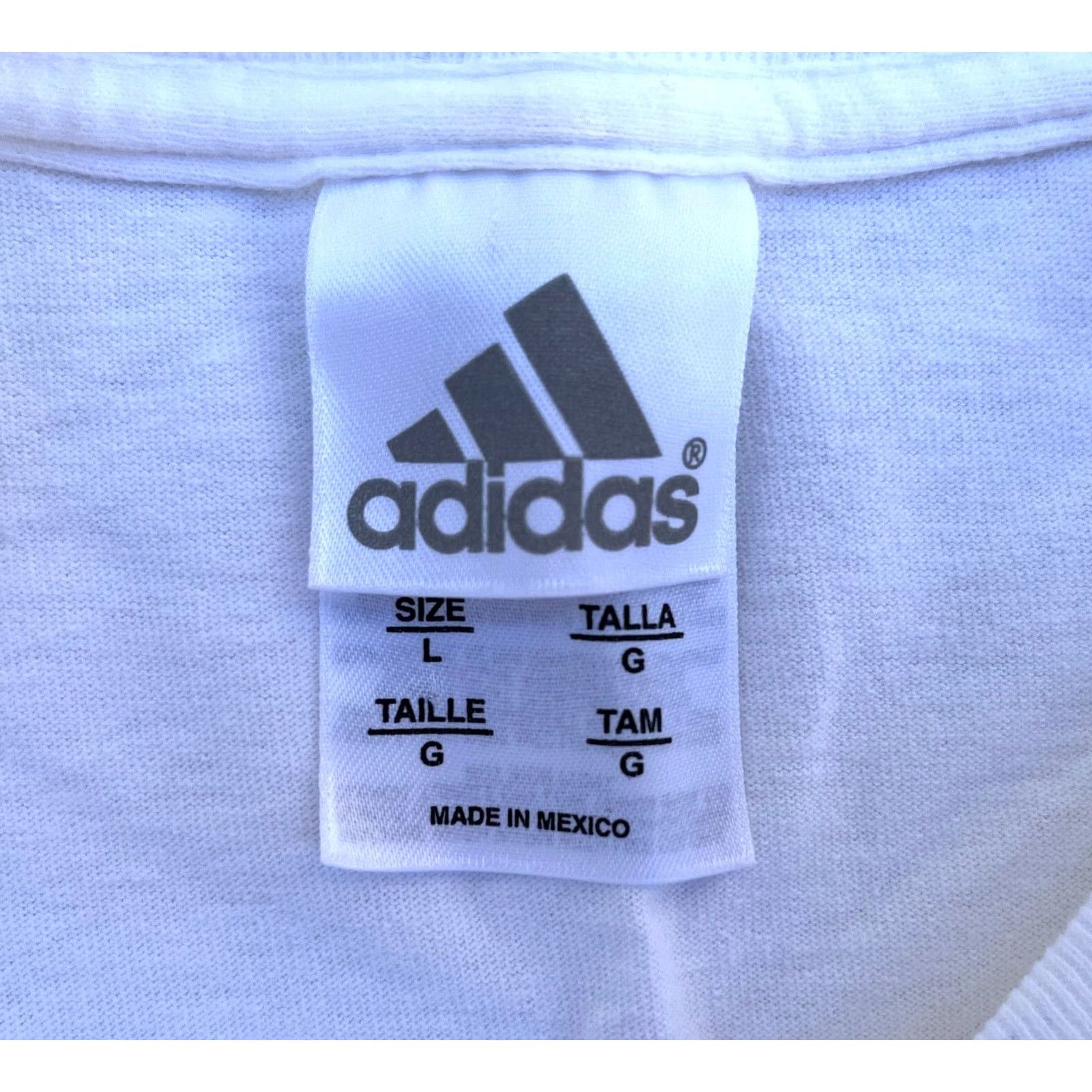Adidas Adidas Men’s Vintage Basketball T-Shirt Short Sleeve Sz L White Double-Sided Crew Neck 2004 Sports Vintage Mens Size US L / EU 52-54 / 3 - 5 Thumbnail