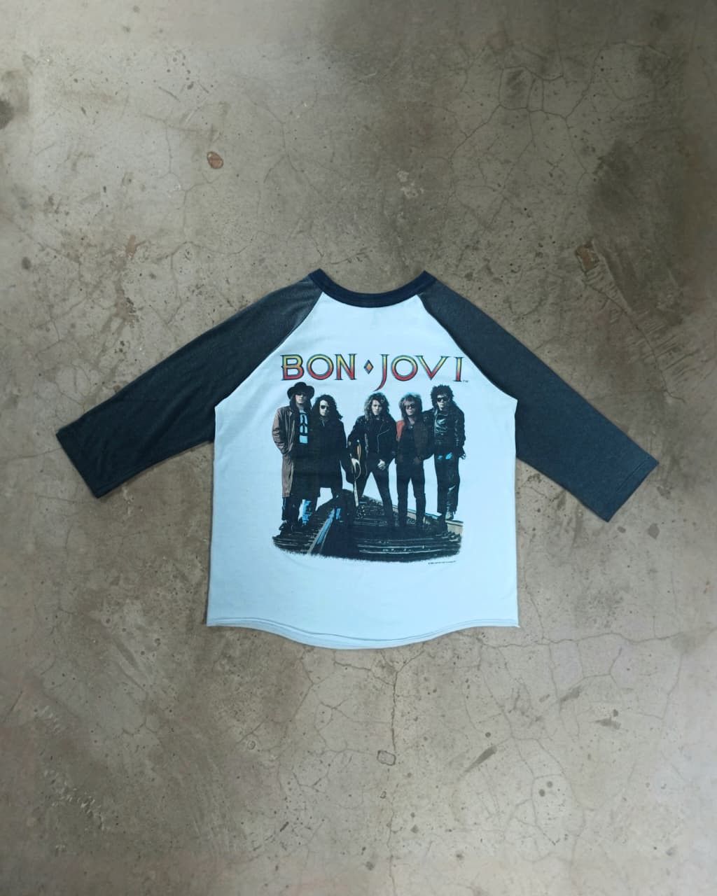 Other Vintage 80s bon jovi tour raglan tshirt band 90s y2k Size US M / EU 48-50 / 2 - 1 Thumbnail
