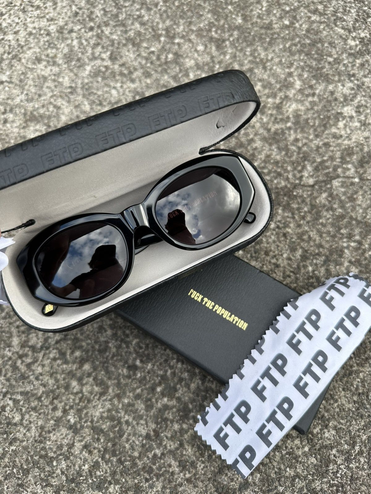 Crap Eyewear × Fuck The Population FTP CRAP EYEWEAR OG Size ONE SIZE - 1 Thumbnail