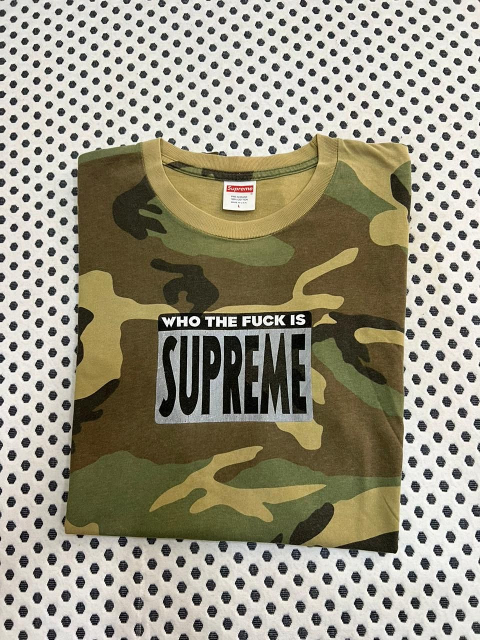 Supreme Who The Fuck Is SUPREME Woodland Camo Tee Size US L / EU 52-54 / 3 - 4 Thumbnail